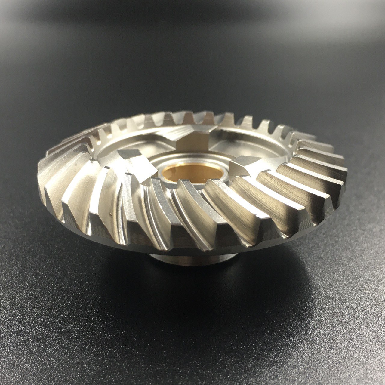 photo5237822981407878985