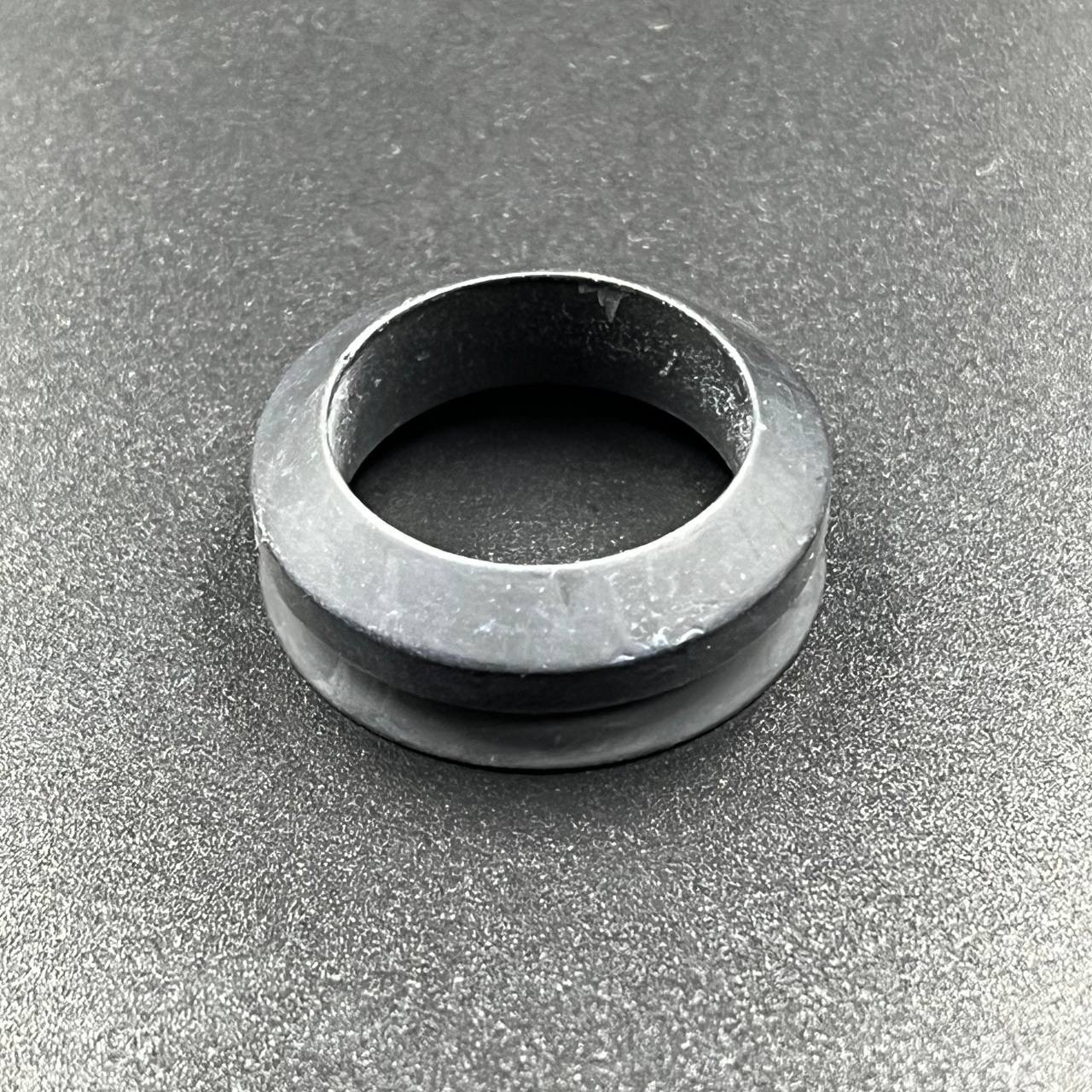 7E2915E7-FA98-40BE-BF54-893CA2953A2A