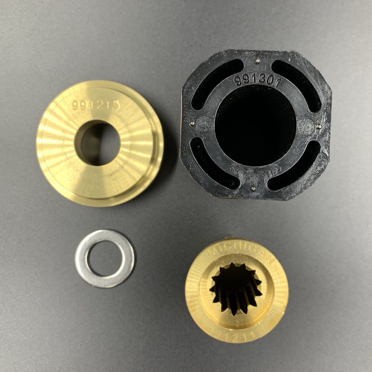 photo5305503518439879932