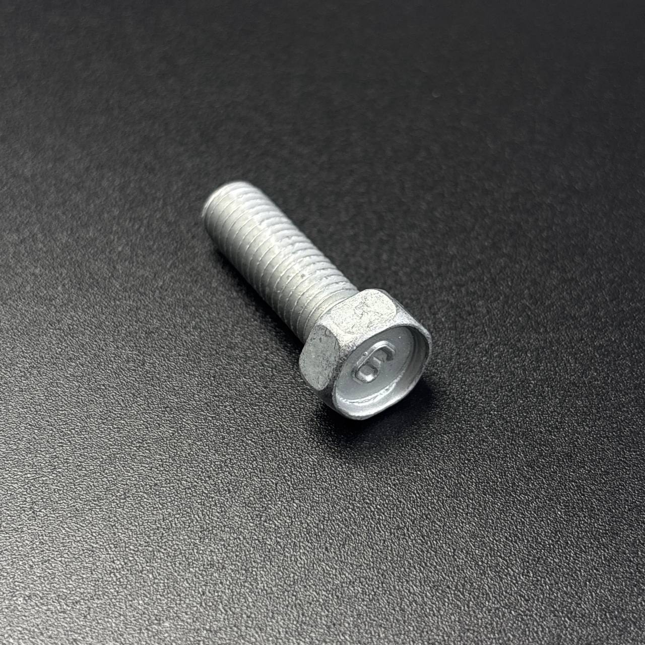 13738439-7272-4DEE-BBC9-9552A0FCBBD5