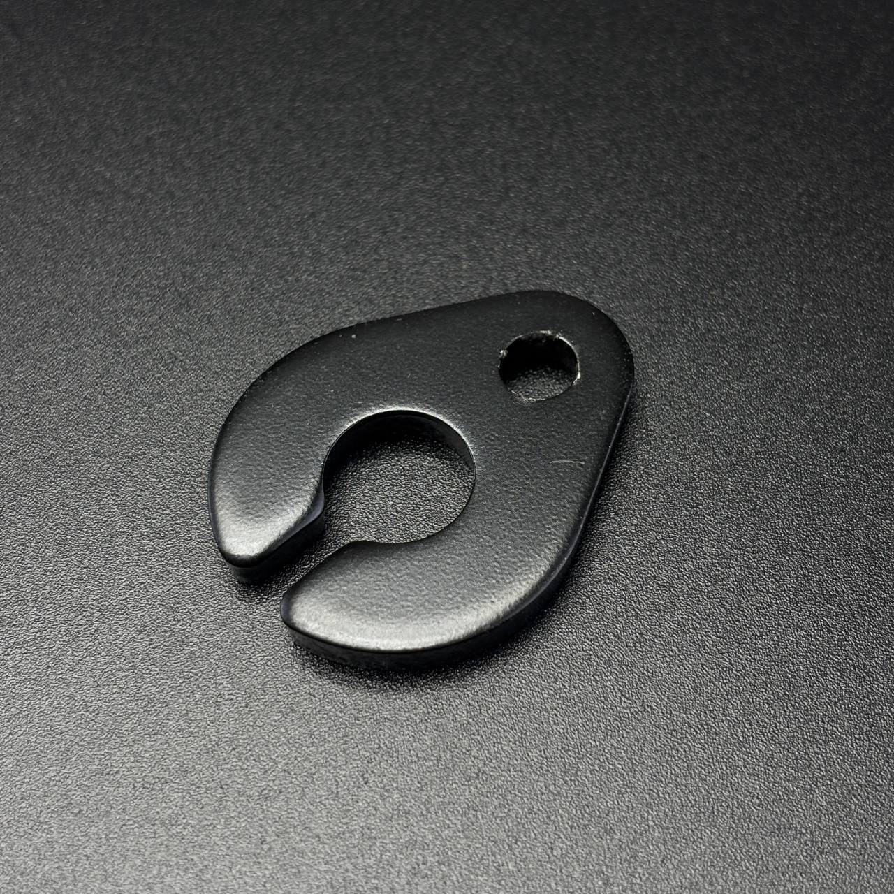 DEC8CE6E-0AB8-45B2-9300-4E53A5FE204E