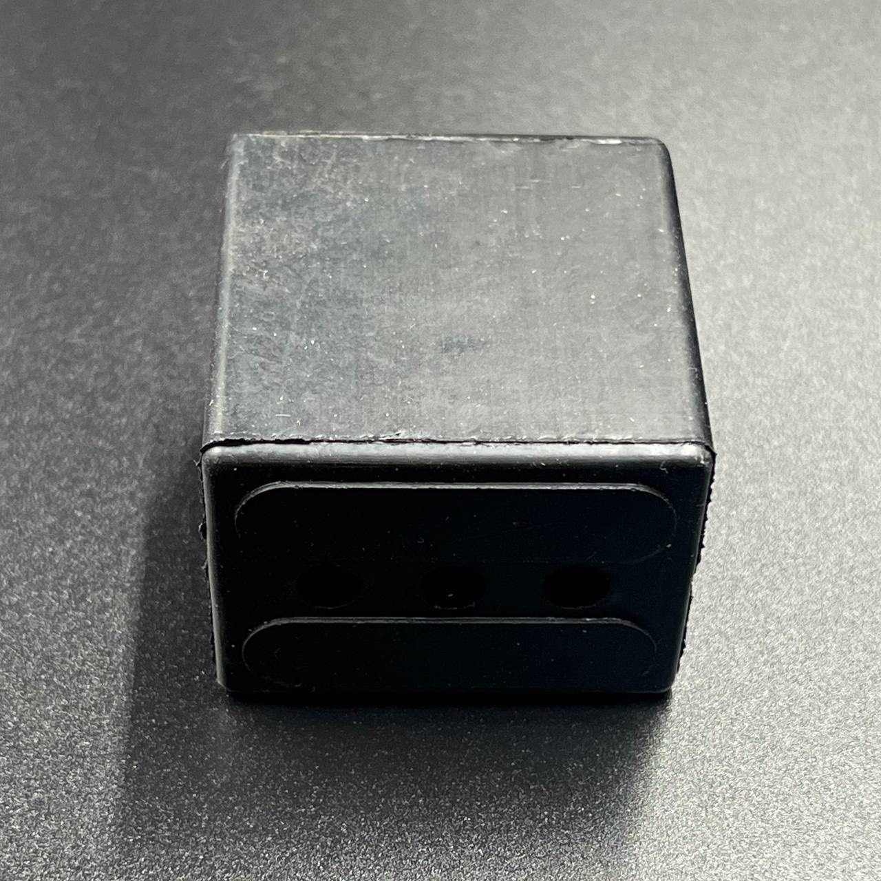 0F67C2FE-792D-4FB6-8FF8-F448042958E9