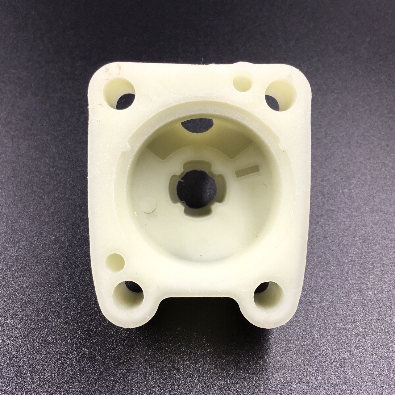 photo5449372484630588901