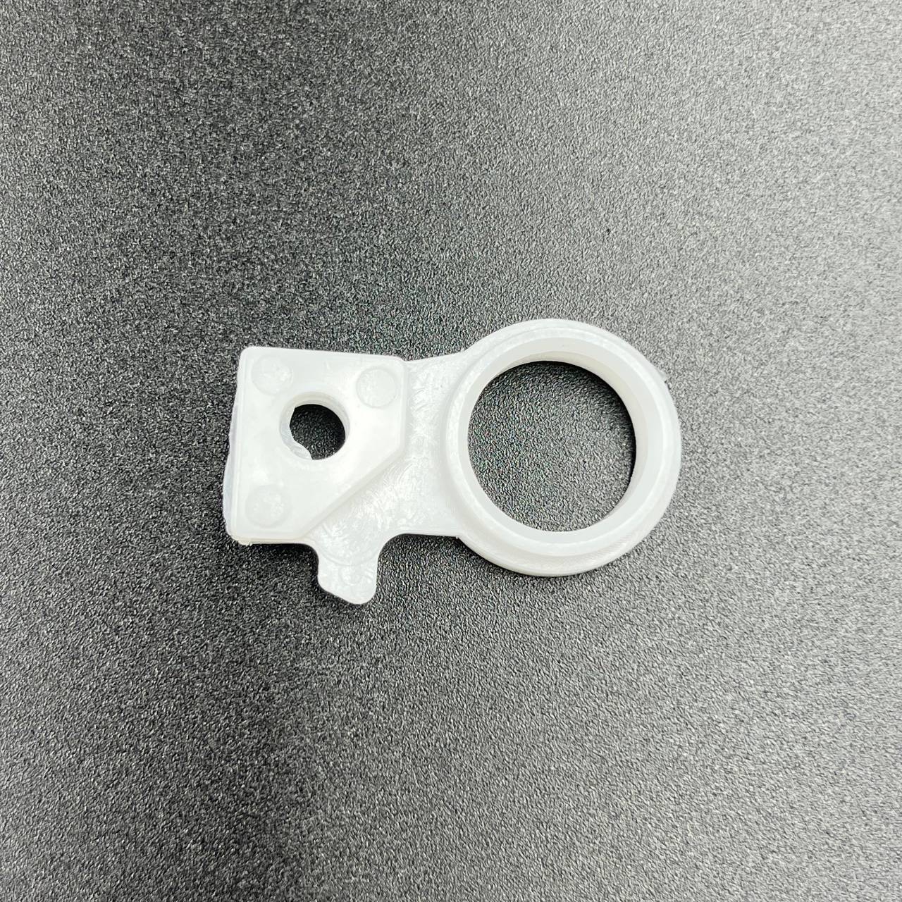 EF4BB249-29FB-457B-B8F4-2FA9F4CE3EC1