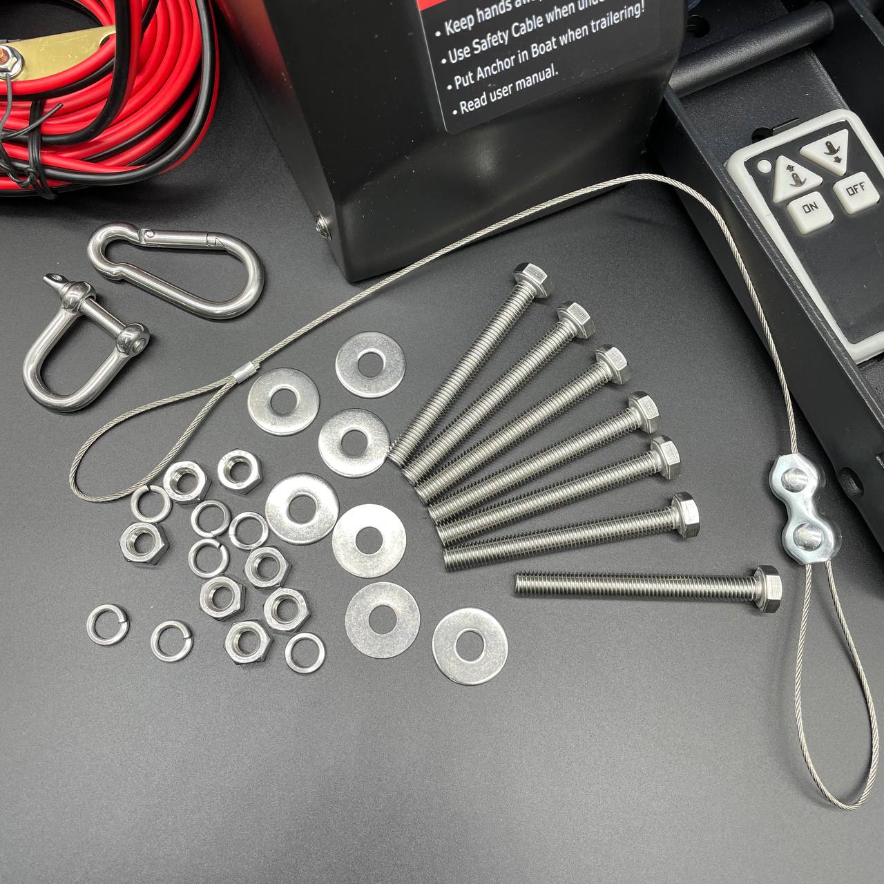 photo5341597092155601142