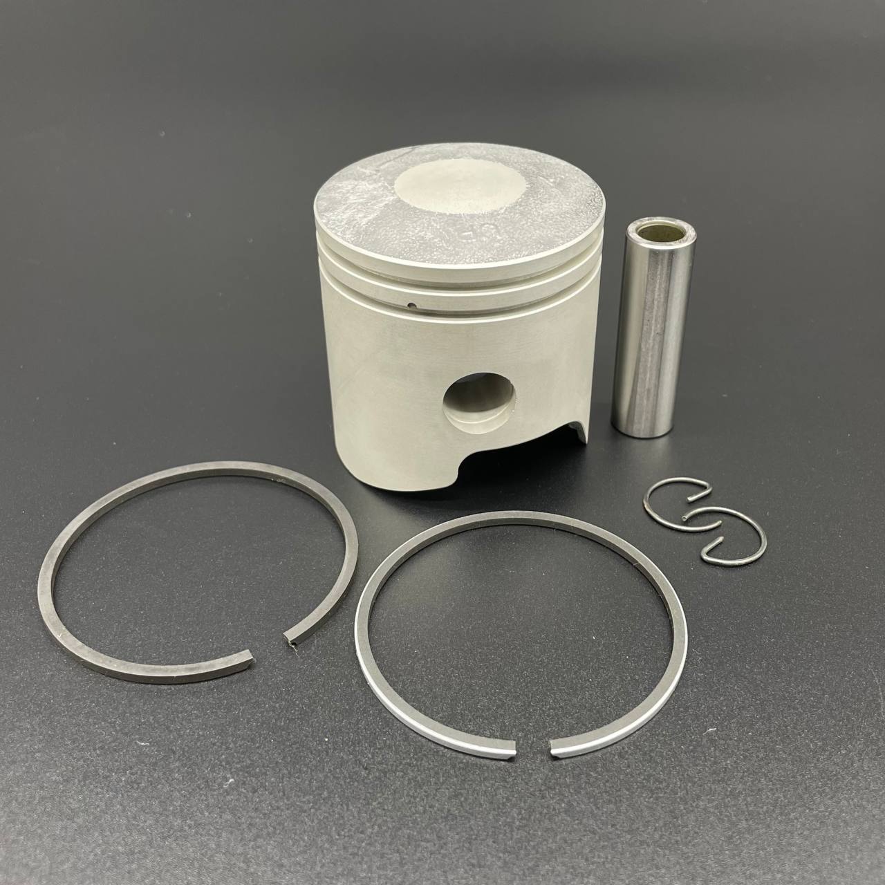 photo5292251972373688644