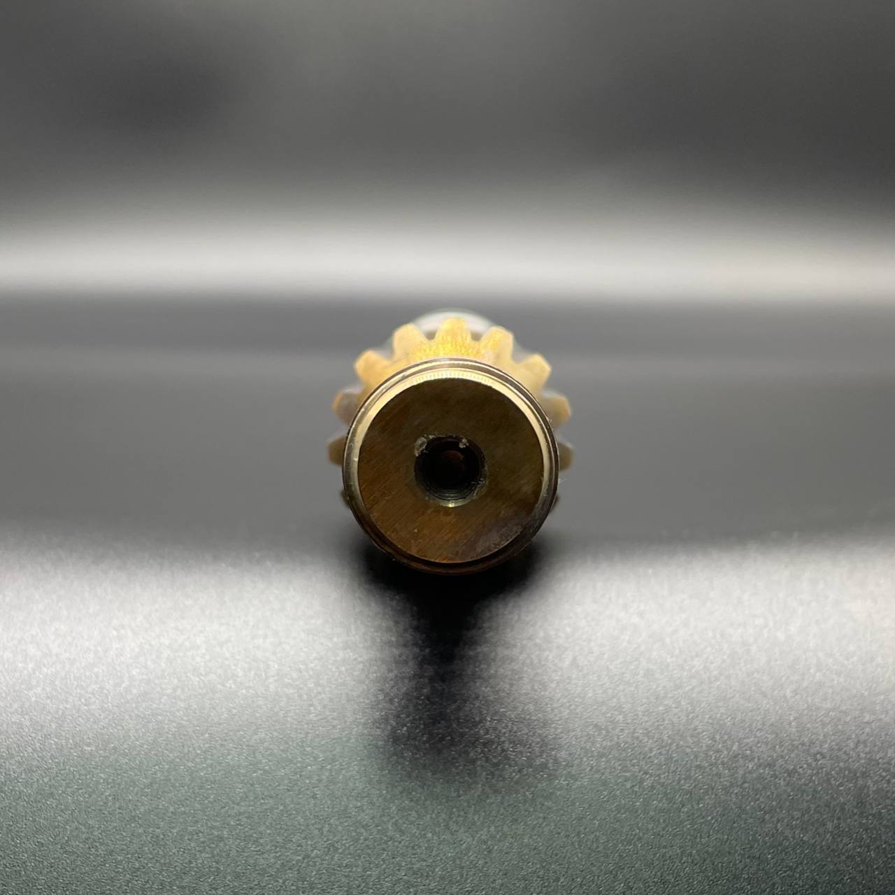 photo5294058375488844632