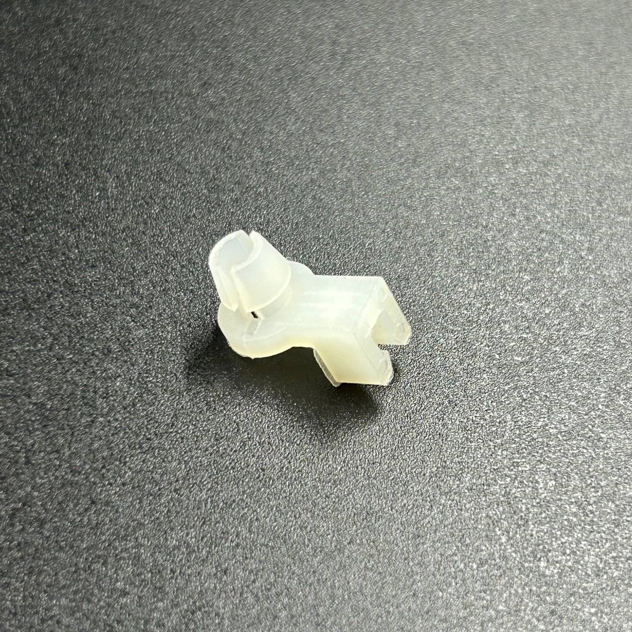 82C30F9A-82D4-4AD3-961C-8195B040C543