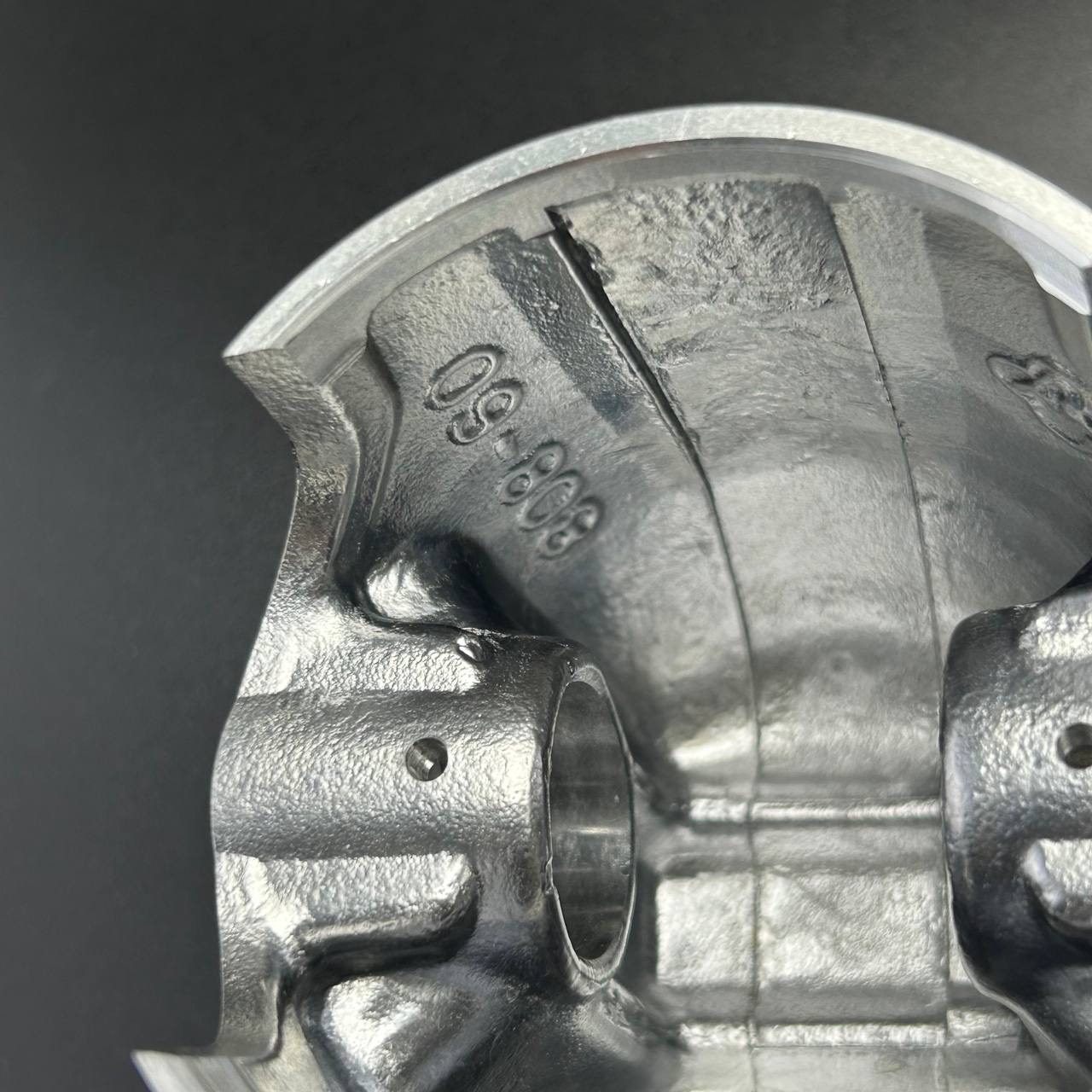 727F1E7E-15DE-4F7C-AFFC-AD606213012F