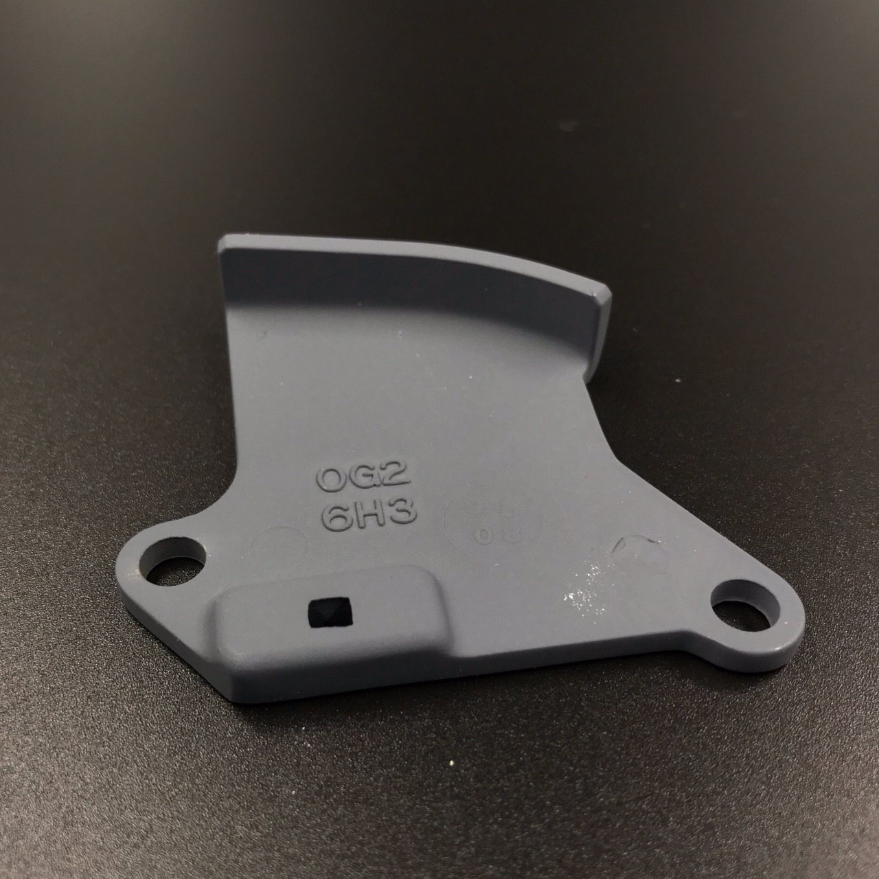 photo5303345099805142898