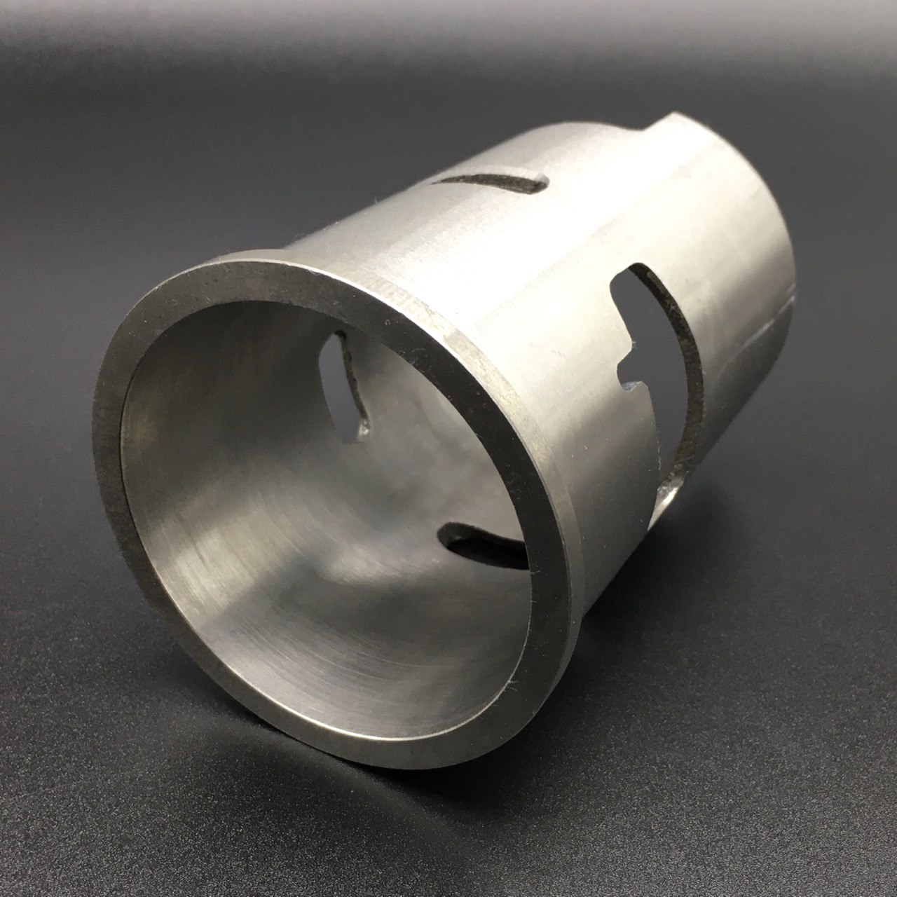 photo5208900366693937778