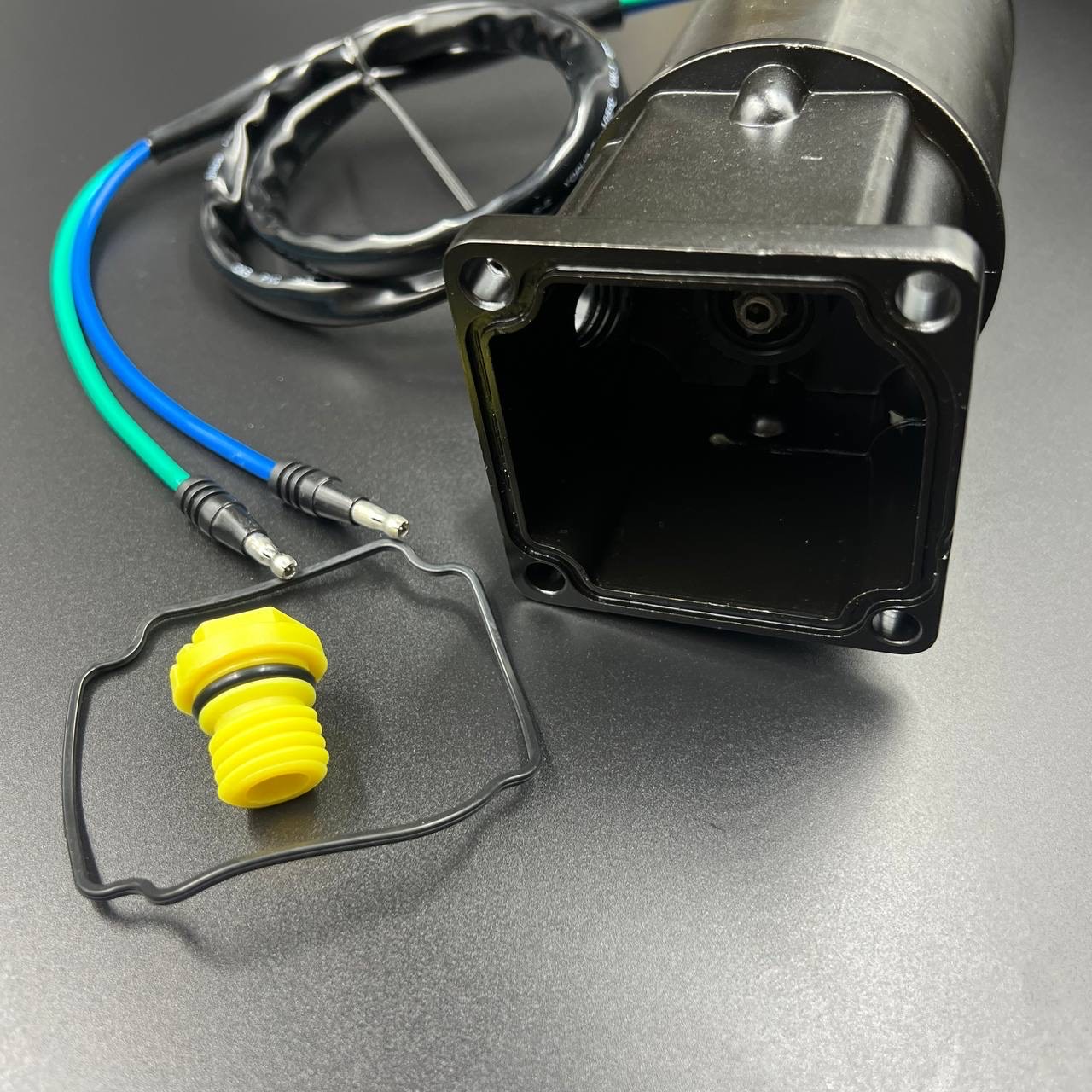 E9262757-4289-4585-BB5B-4A7DD5003C3C