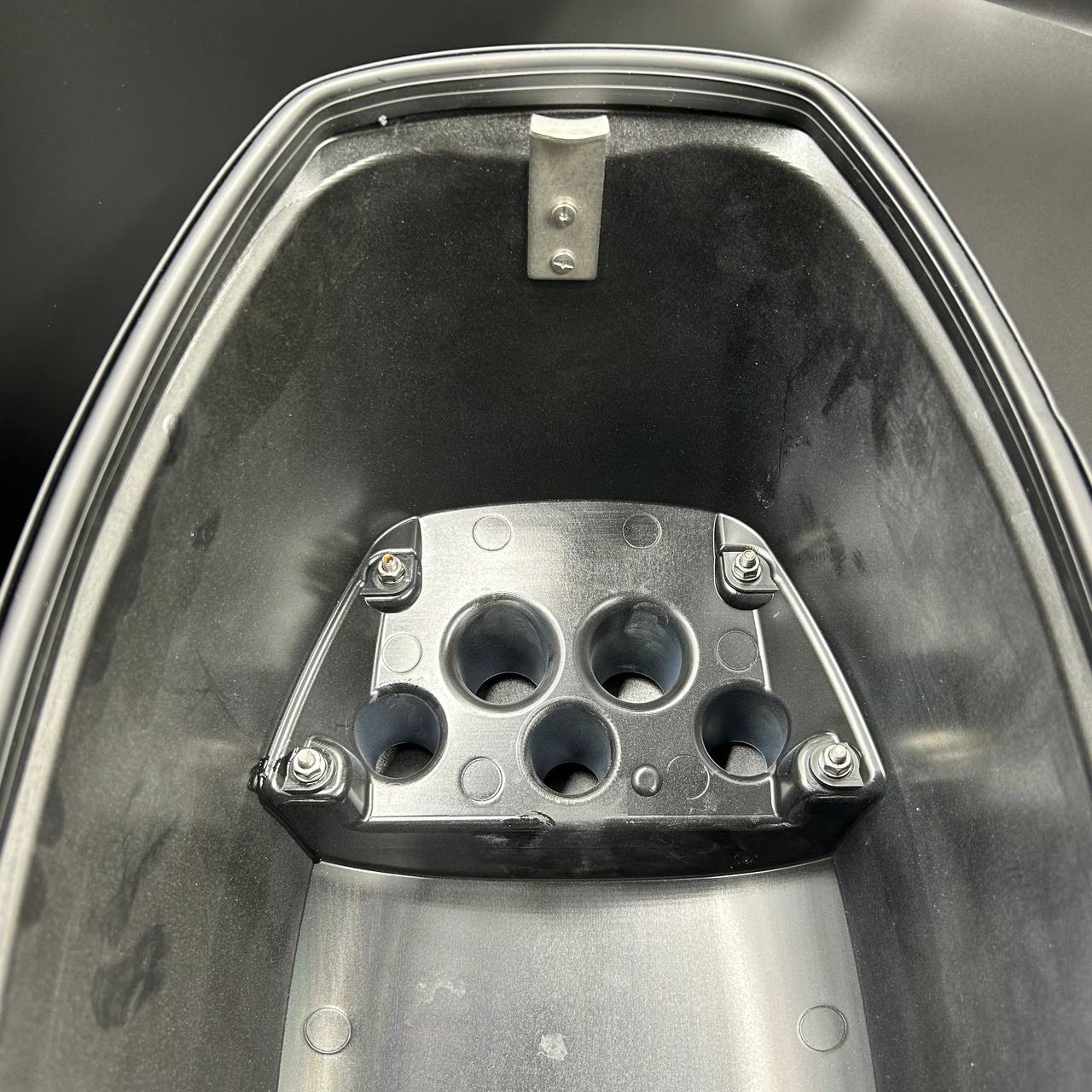 D3A0AA12-8636-4BC1-B92E-54BF869CA7C4