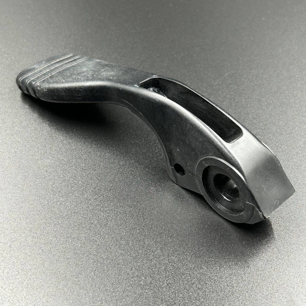 D2E35CCB-6260-4AF3-B6FC-56767D0F8432