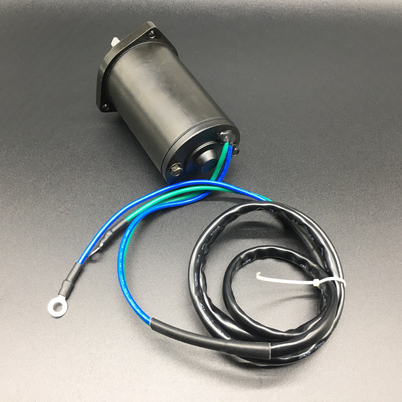 photo5247226052093259797