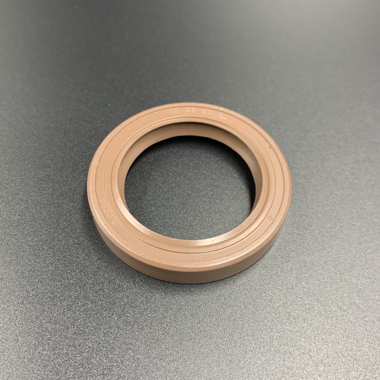 photo5229010898222429712