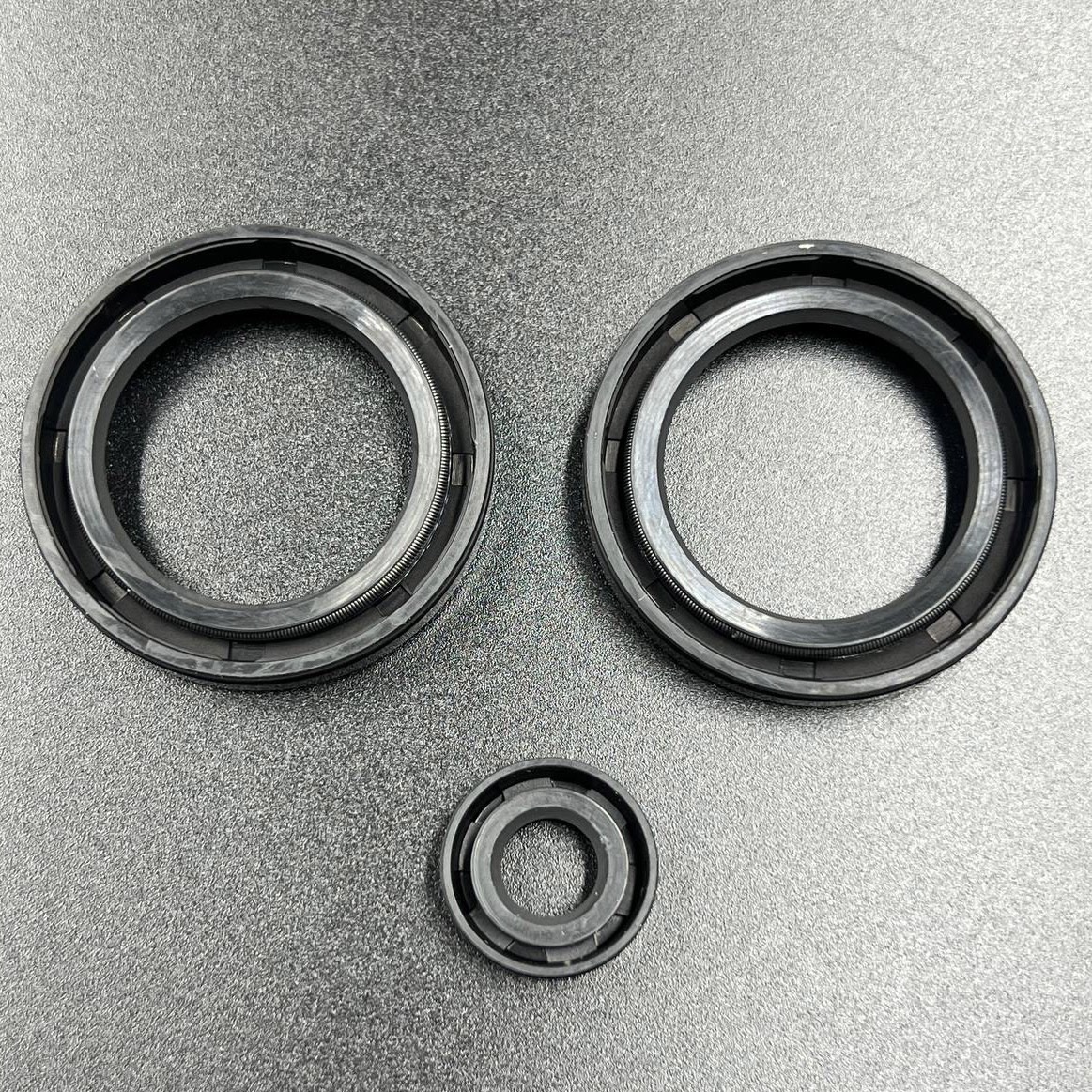 7F70BB78-3280-4254-92D1-E29F8E826114