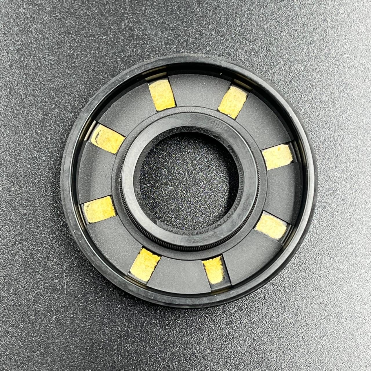 4B76B9DE-5D75-4DD8-AA40-260C9DBB38D9