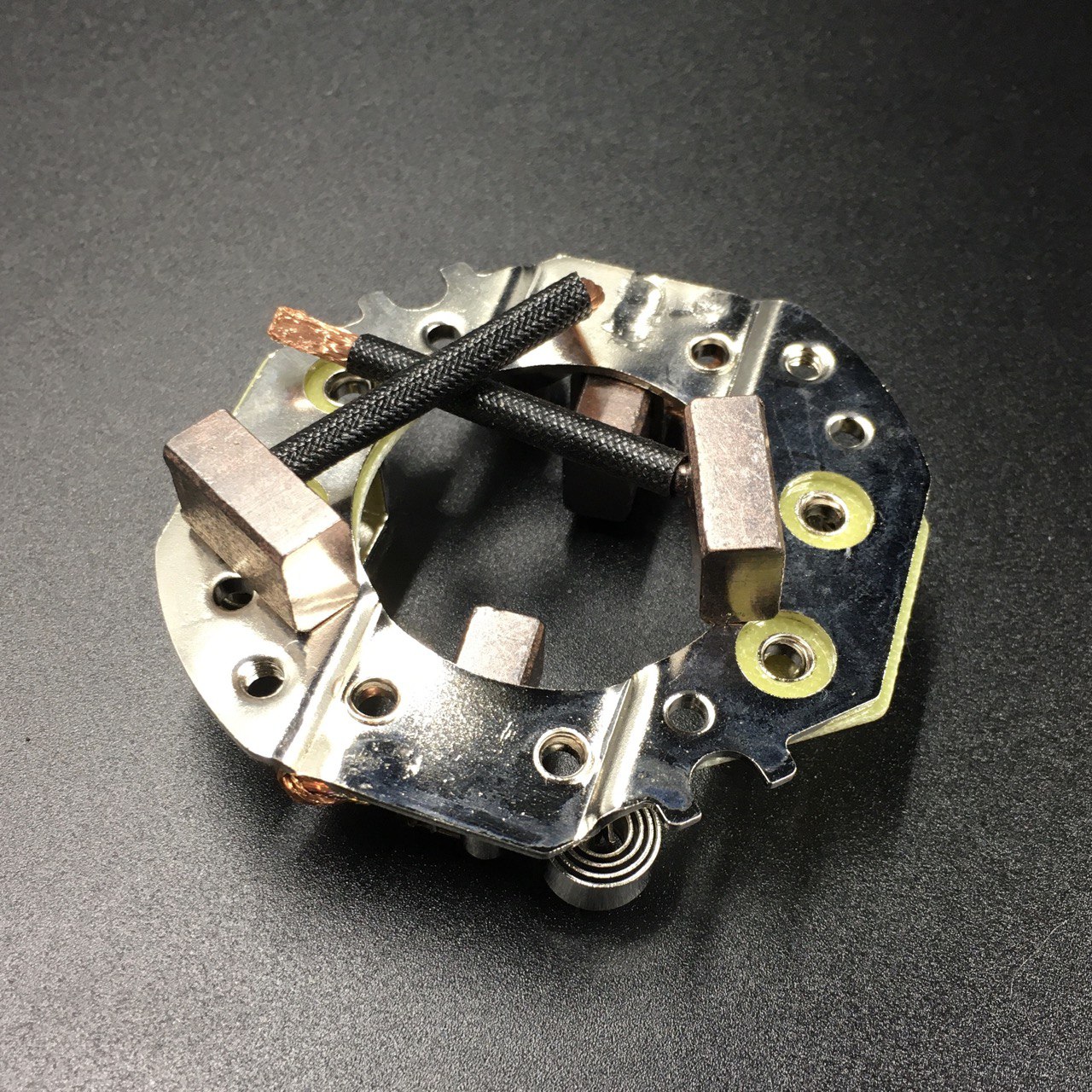 photo5204468742128512963