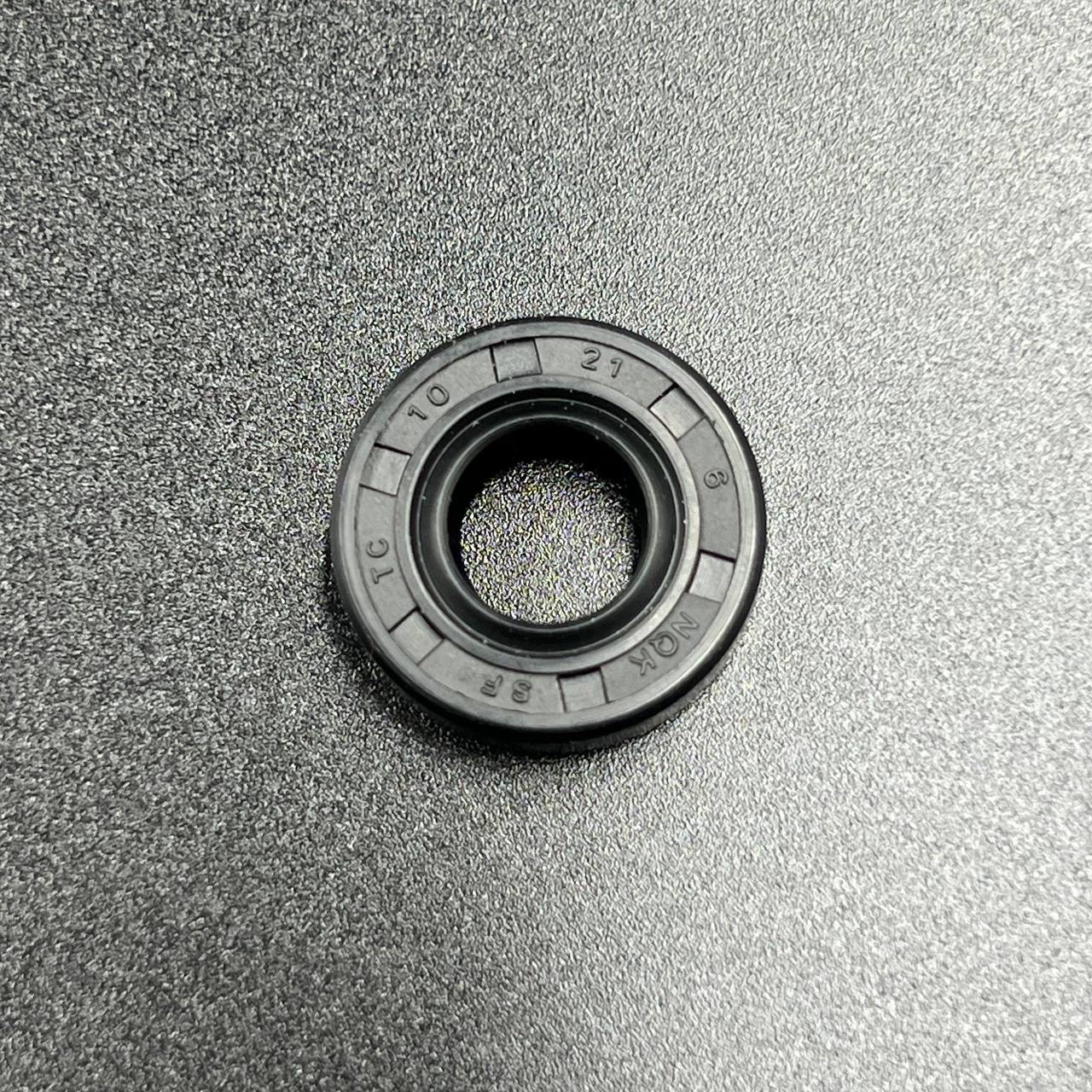 E7FDDE3E-5A87-4AE1-B0EC-259D62AB3BBB