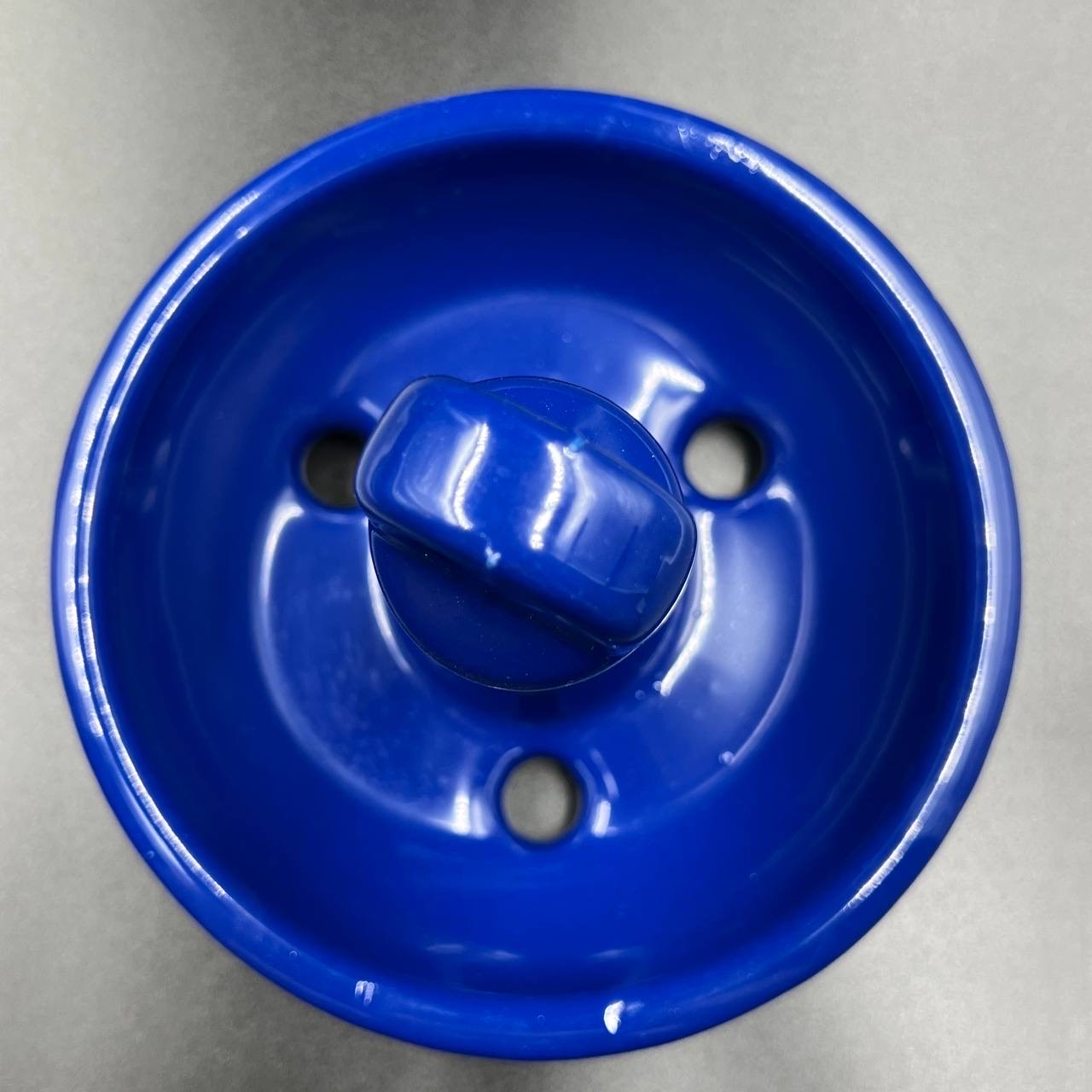 C6AA2EE8-2672-4D71-98E7-A8E96DD753E3