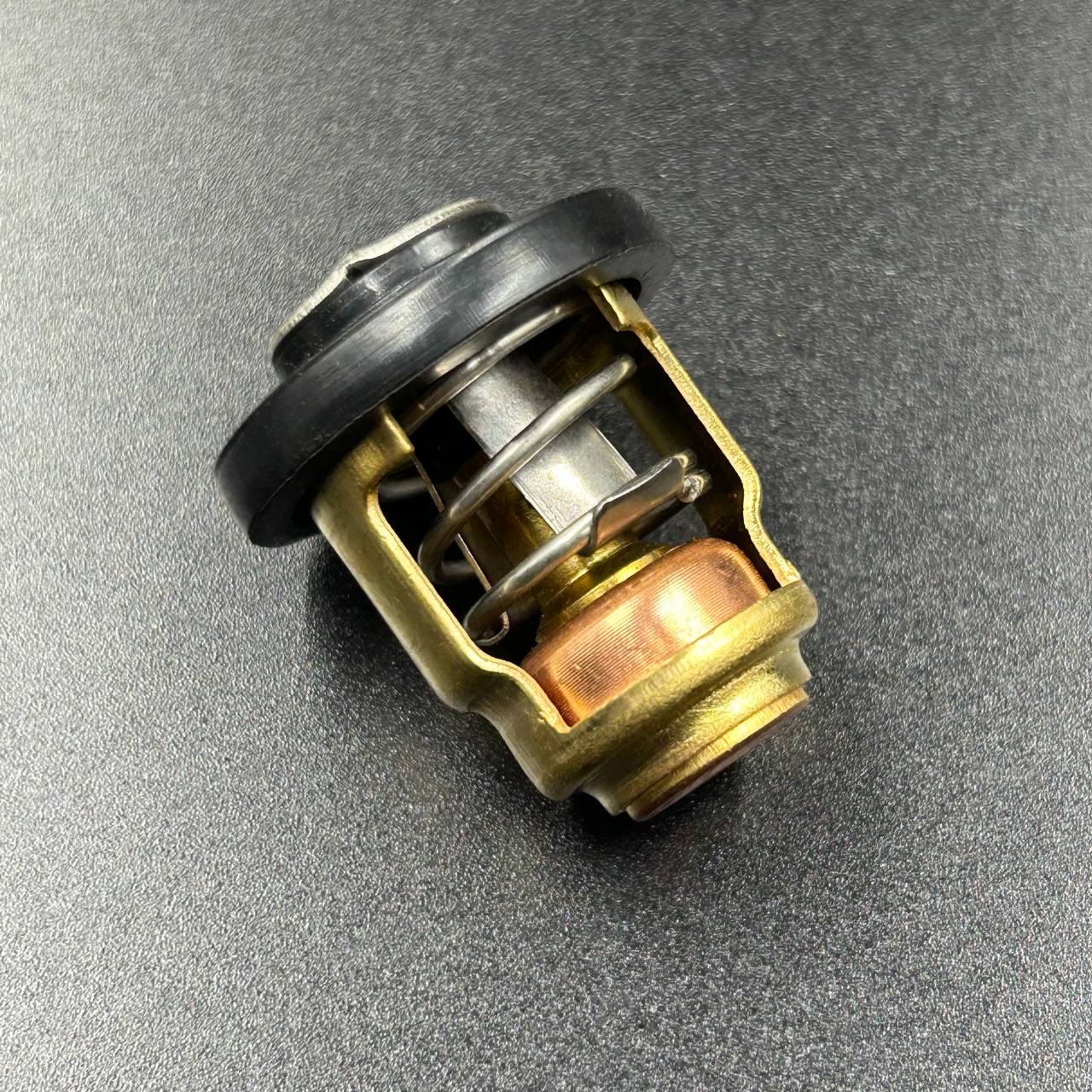 06026E6A-1FCF-4F9C-A607-373DA7AAD3D3