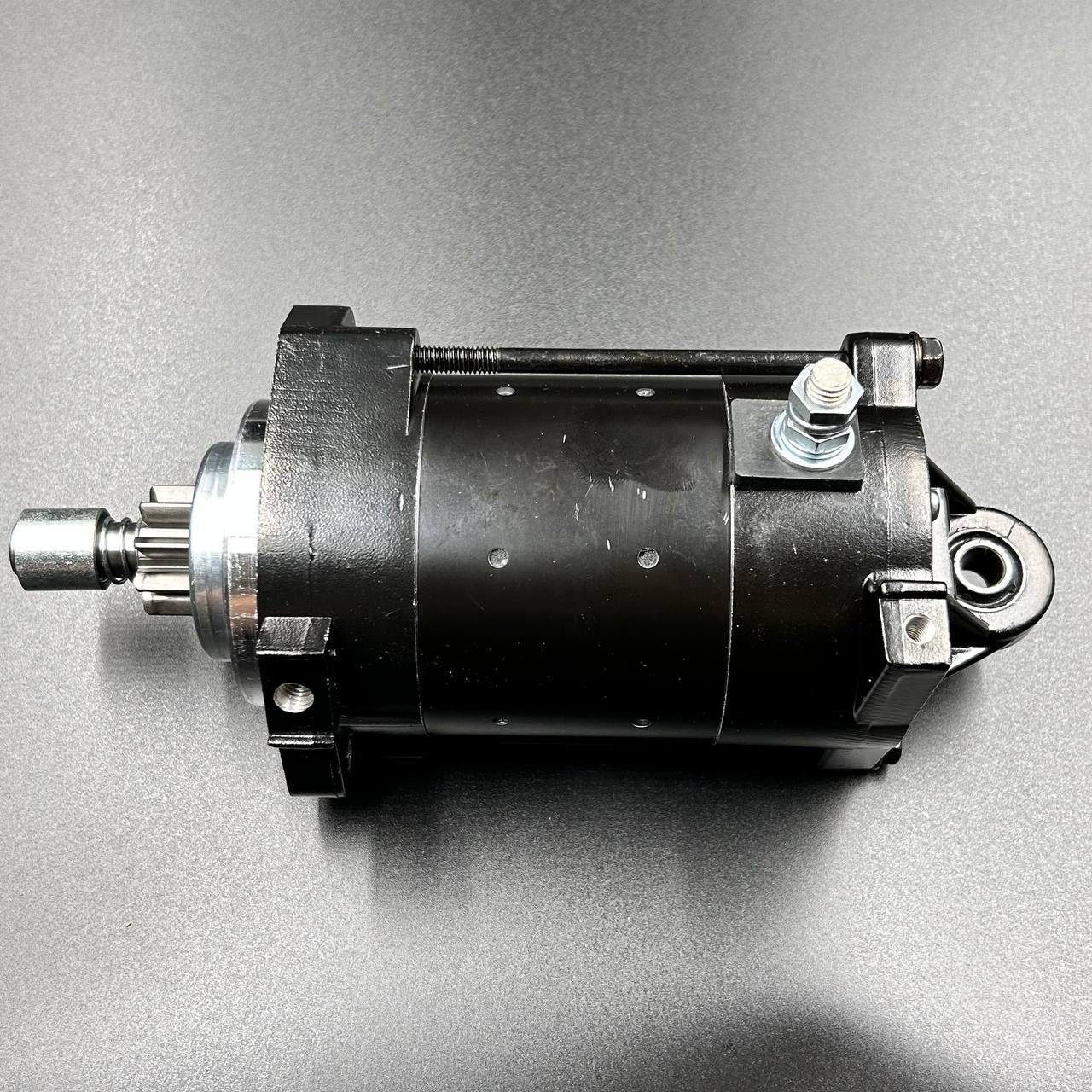 4B7E303D-10D6-4234-8F83-53357A7F6819