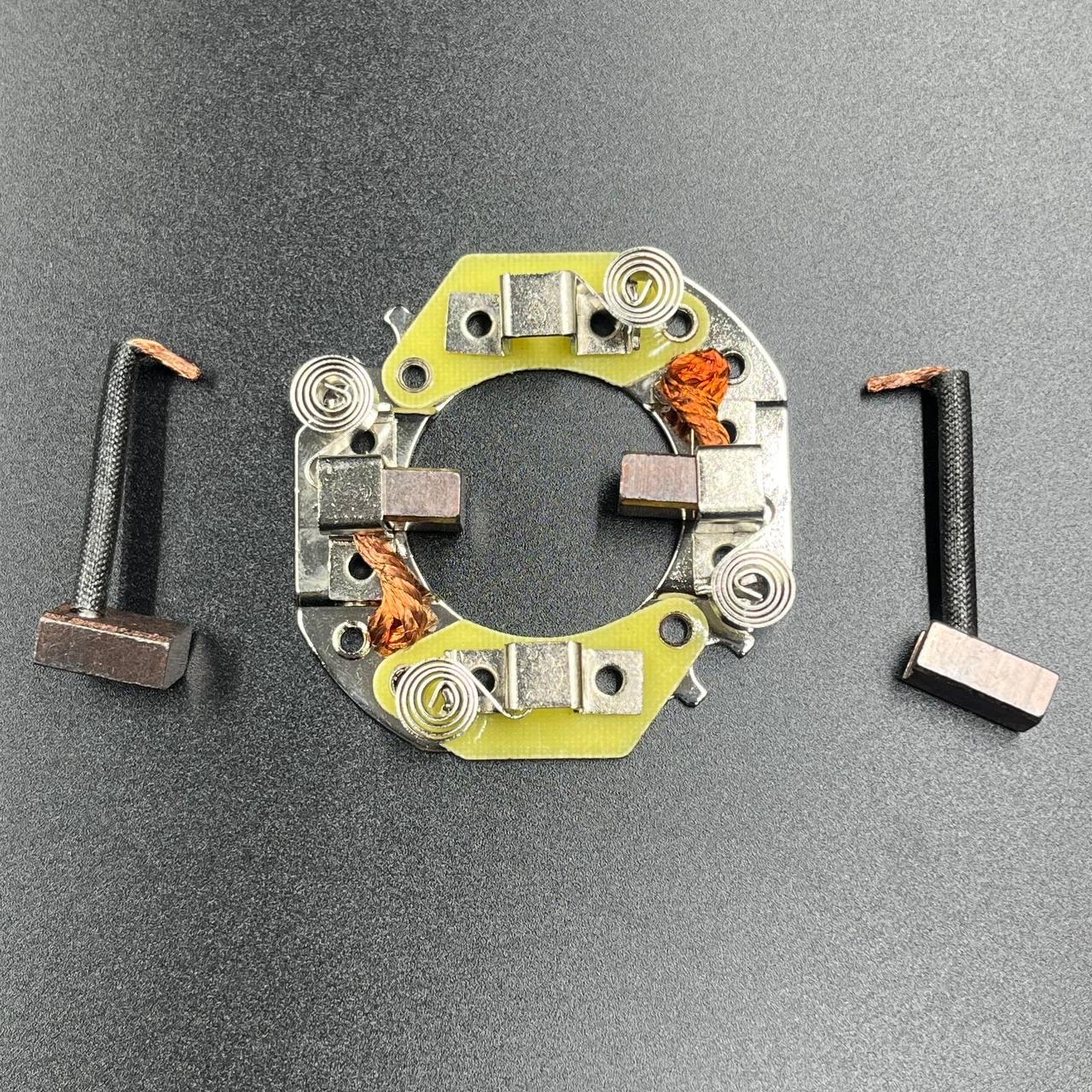 4B98BF8D-C380-4119-A81F-2BAD55EEE8B0