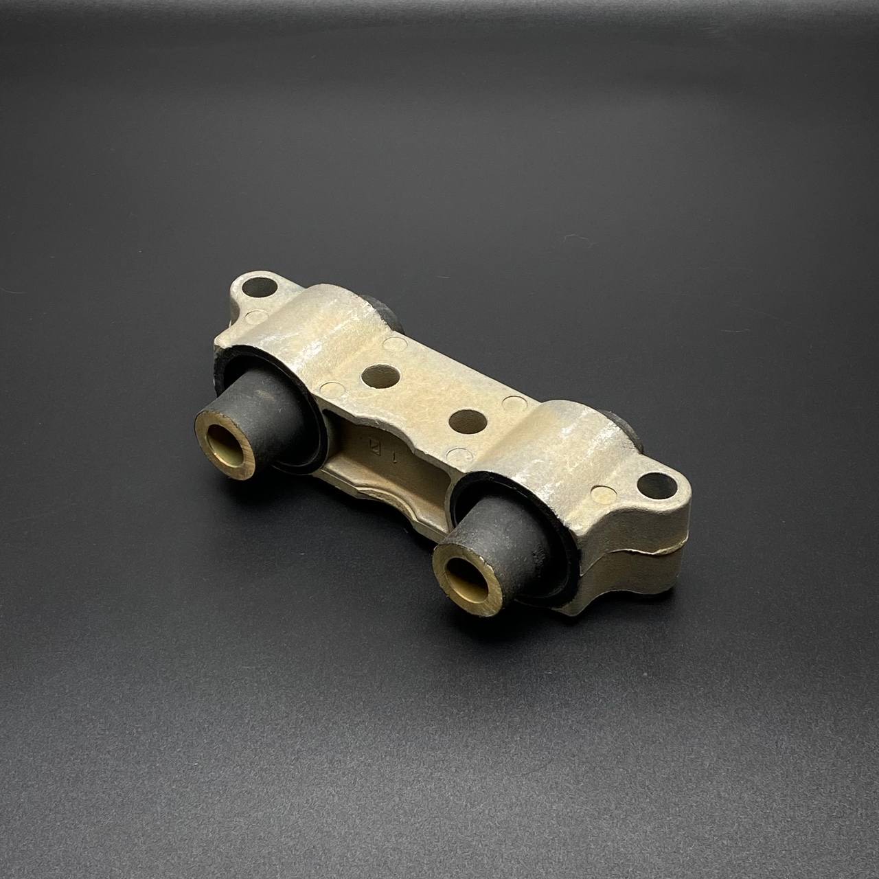 C2E6308B-080E-410A-B063-0A8FE2E21A5F