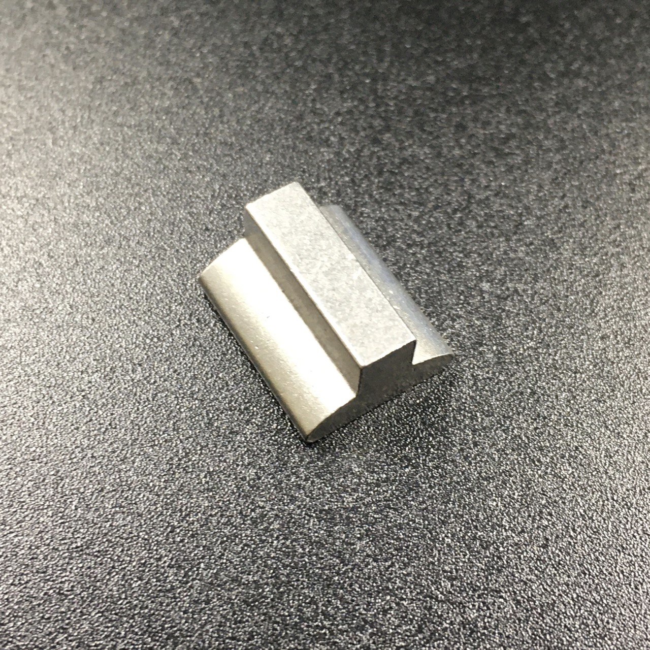 photo5208911825666682627