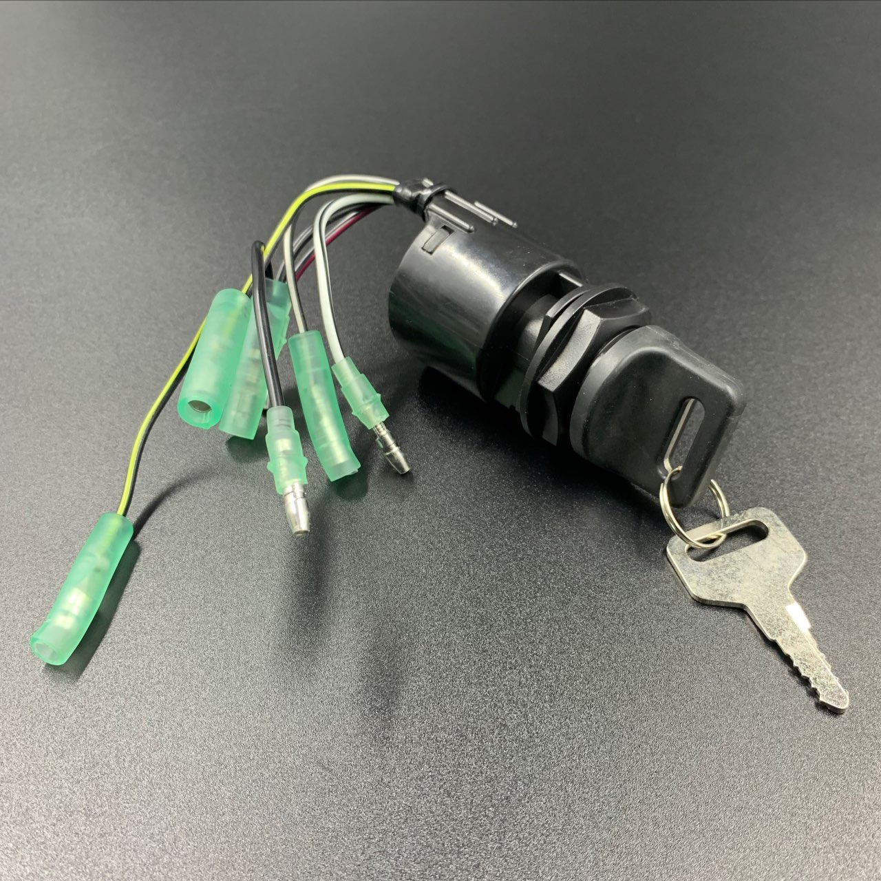 photo5452158694340014318