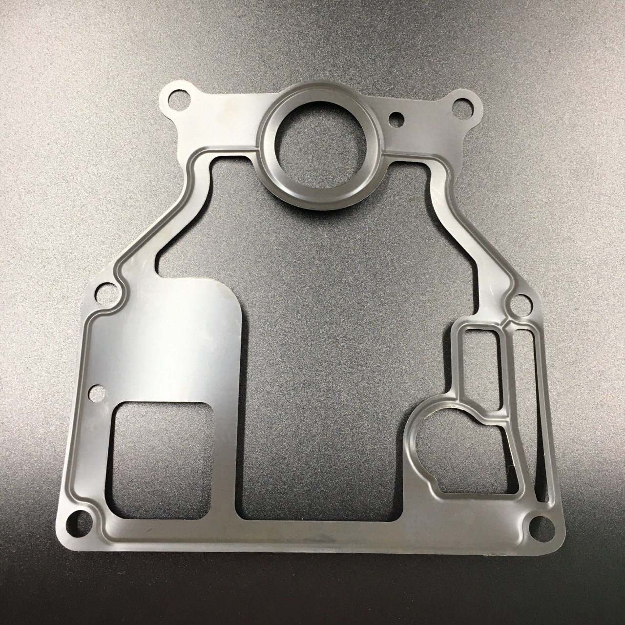 photo5453995613197807076