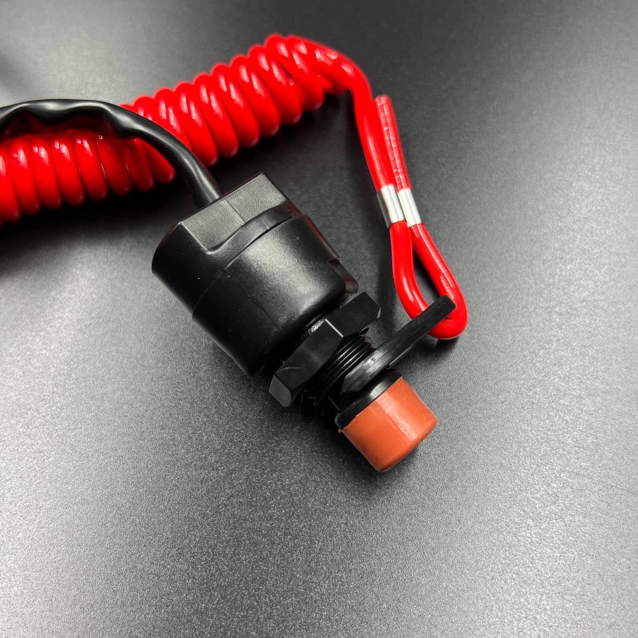 4084E4A4-0567-4A27-BC26-115D71C75B60