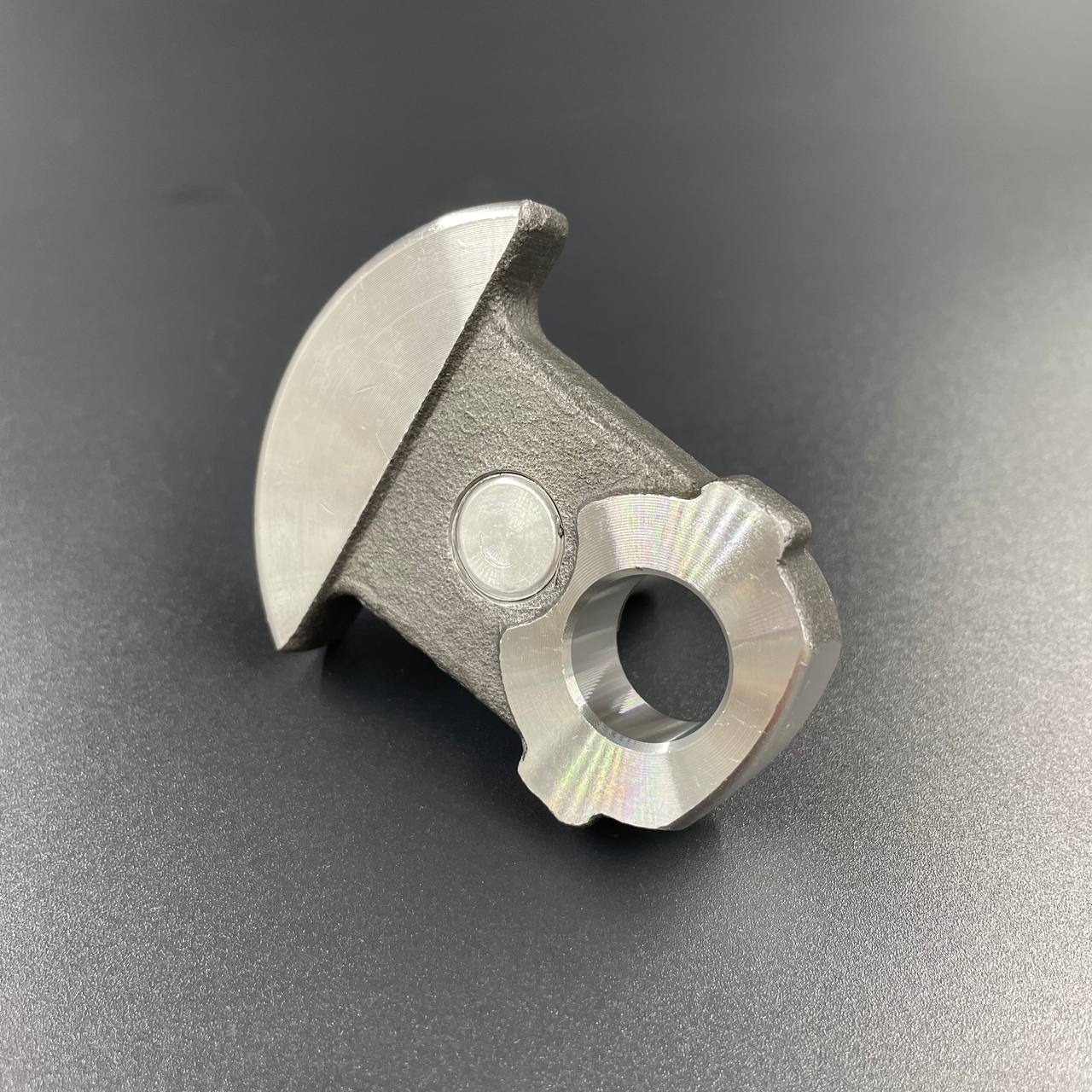 photo_5291800854778750602_y