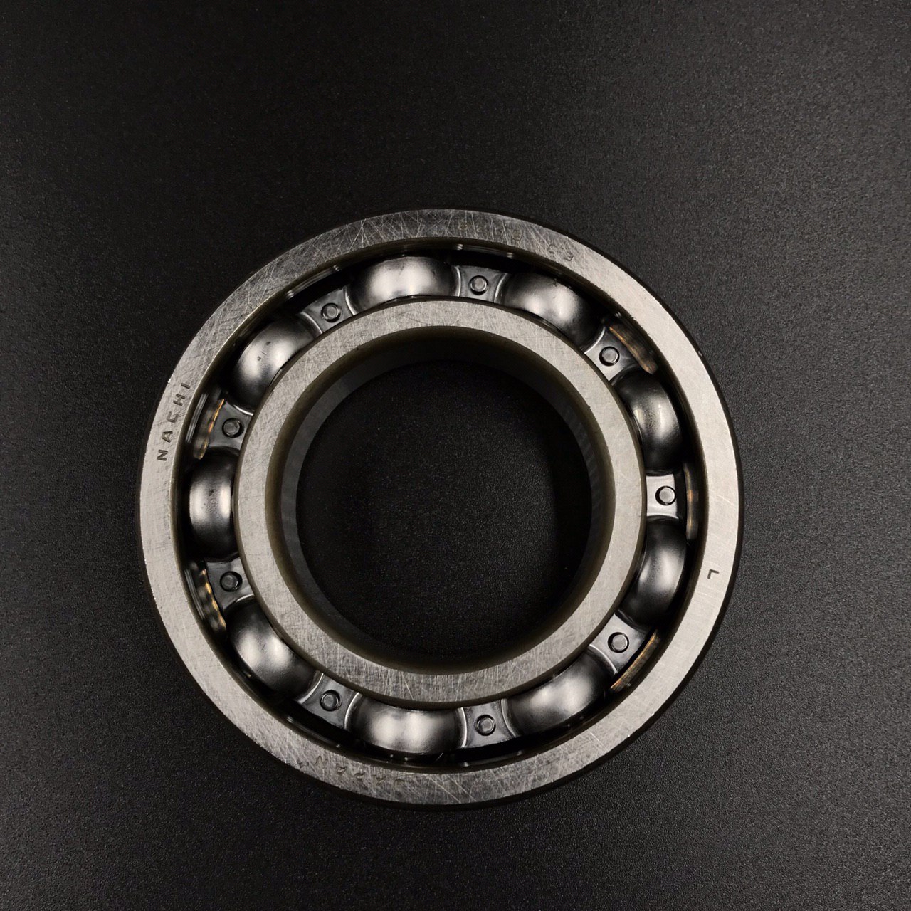 photo5319159139324243450