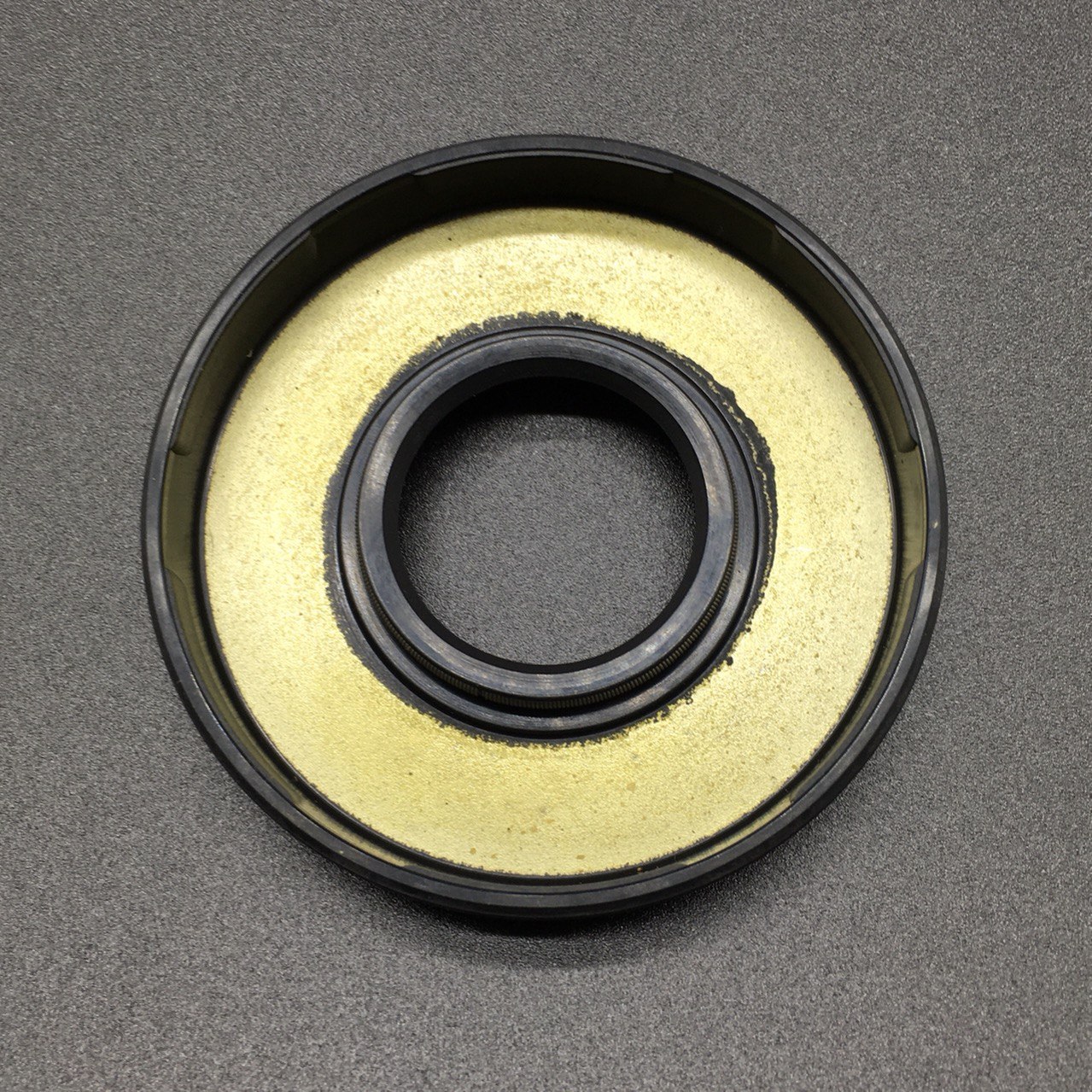 photo5271878704810799320