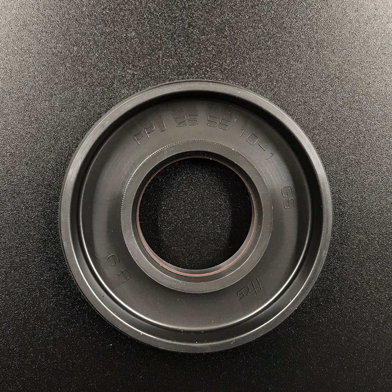 photo5307517879576538796