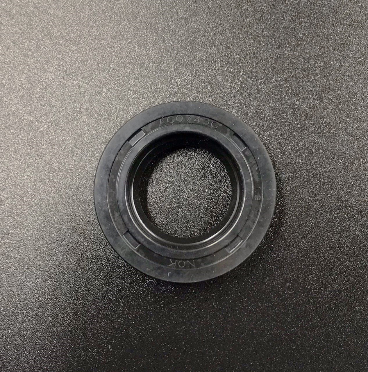 photo5316907339510557742