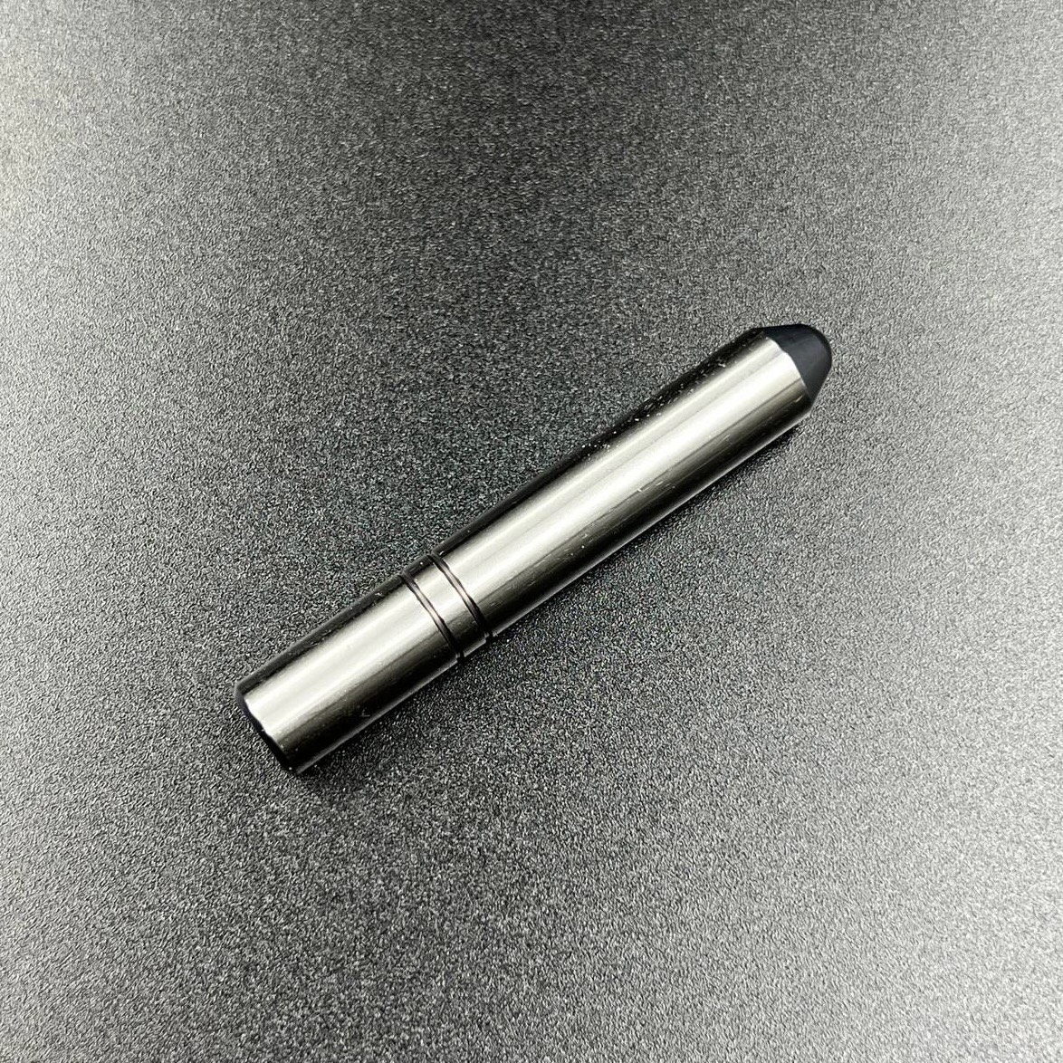 0013EF26-ECE3-4C7C-B994-7B90EC511A8C