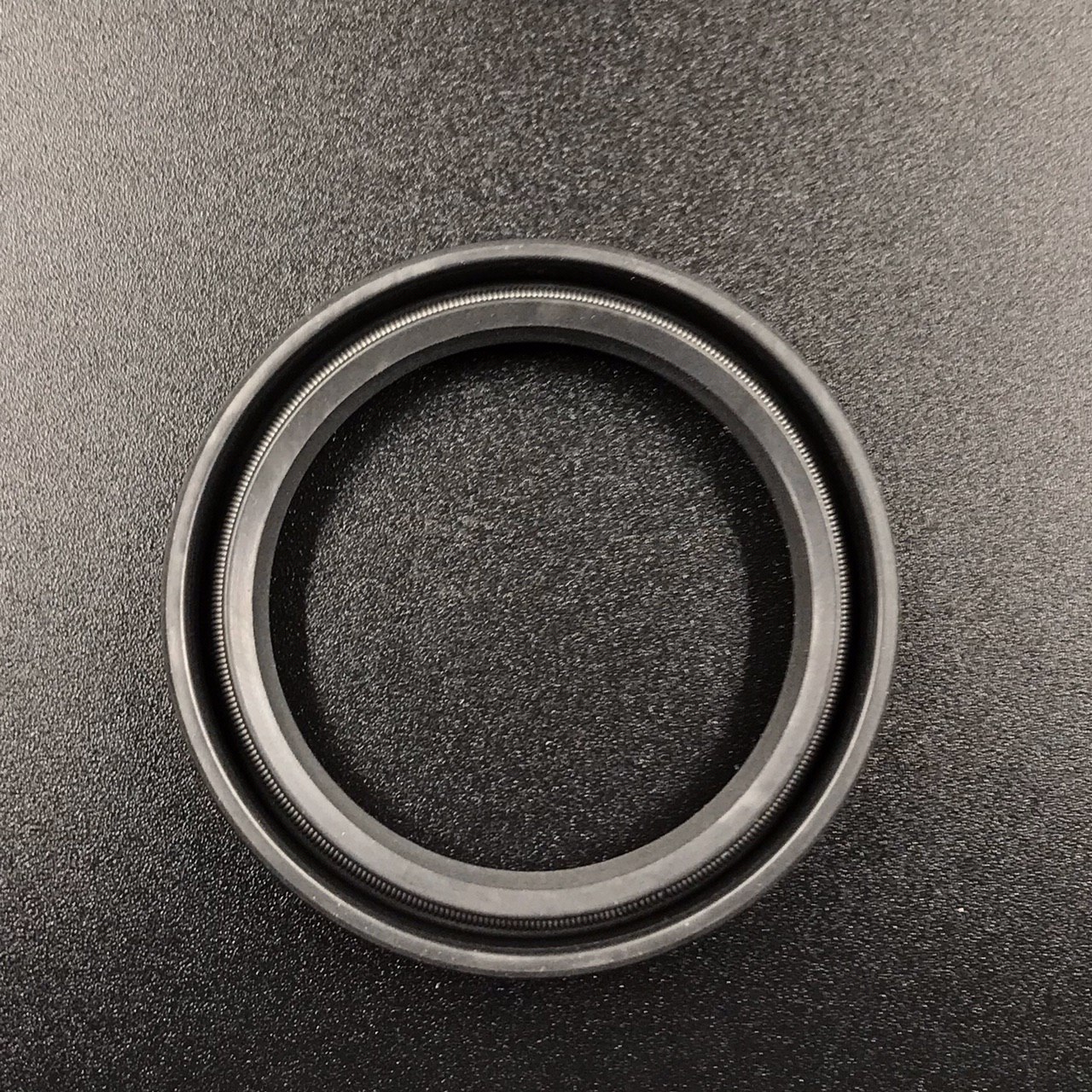 photo5307517879576538802