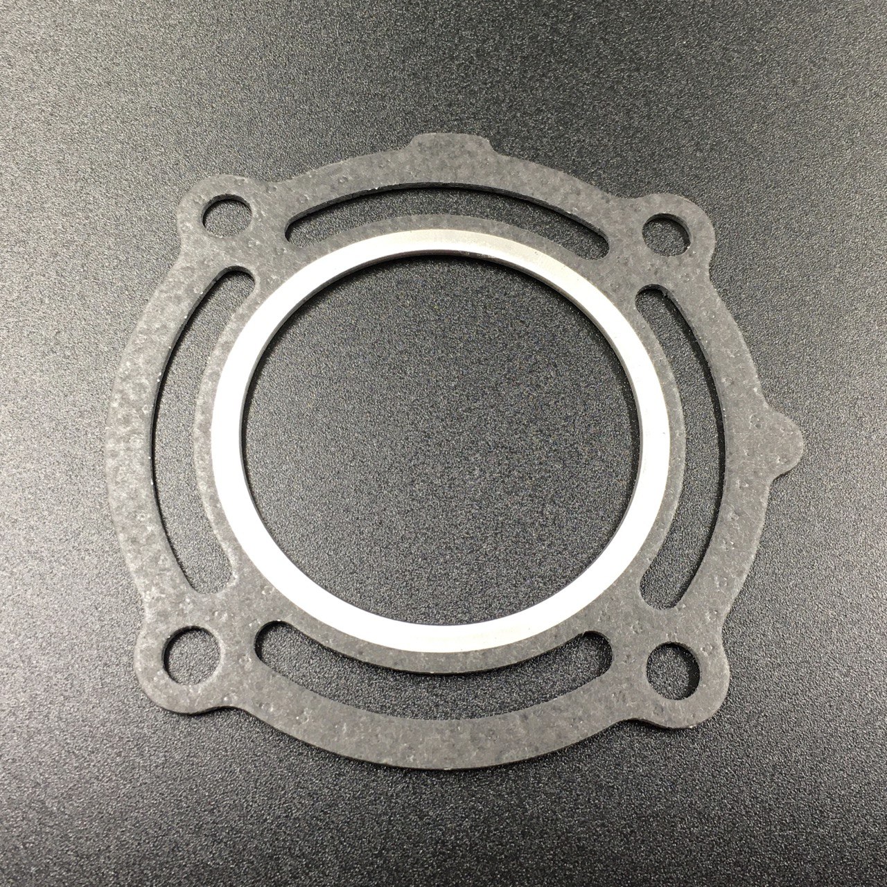 photo5460672440507149736