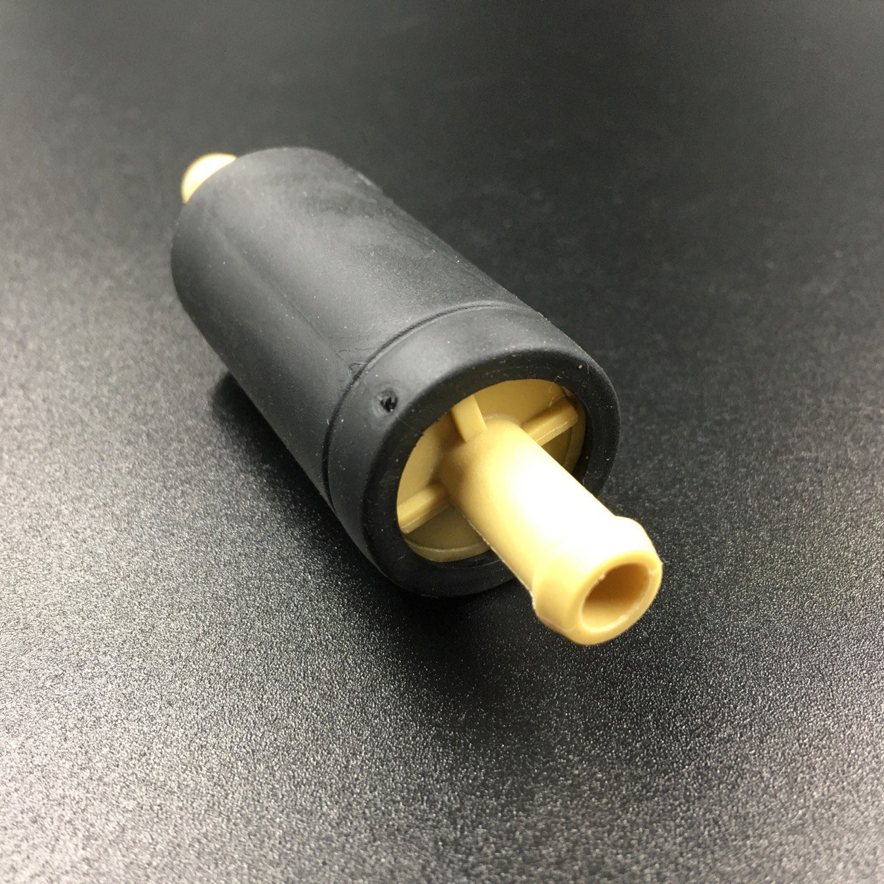 photo5368436703565557408