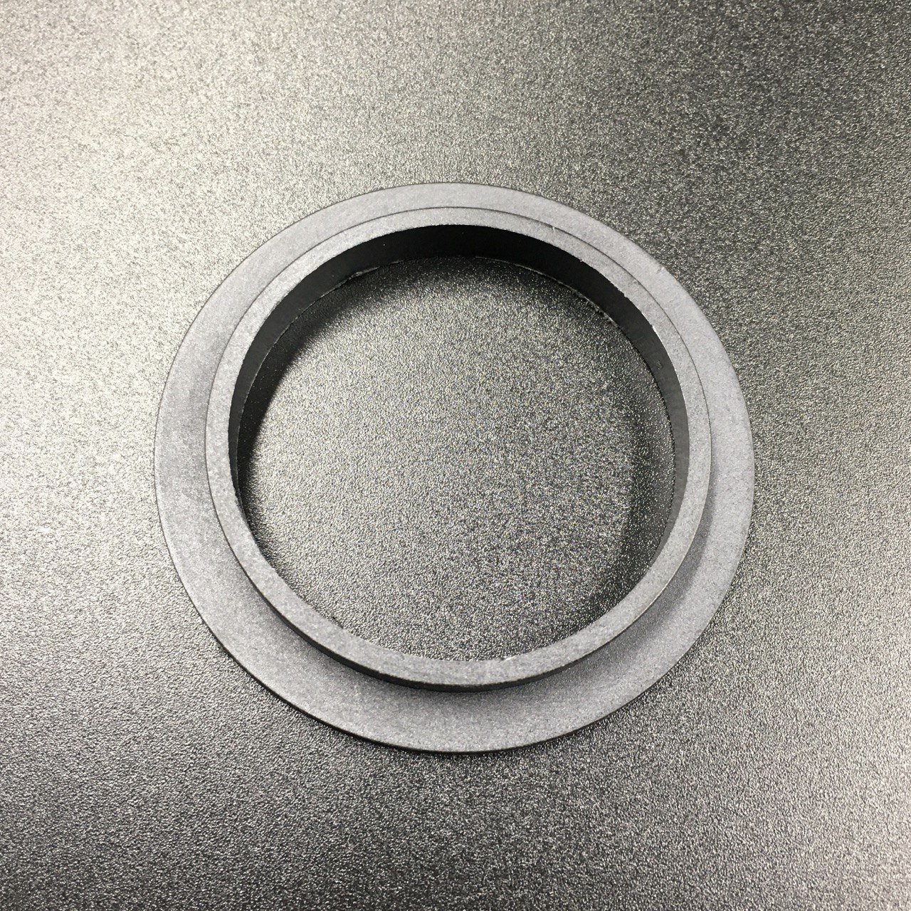 photo5449372484630588920