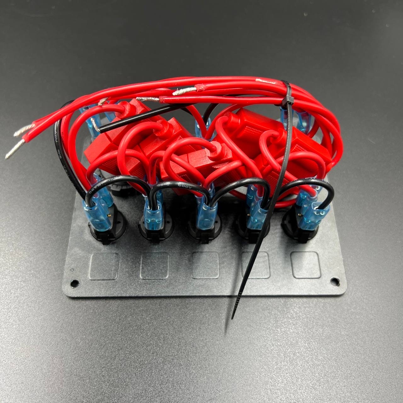 F3DA60F3-925F-4156-851F-5A402508DB15