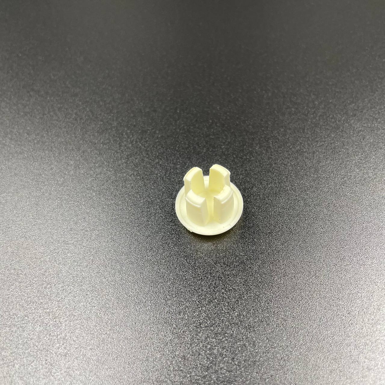 997801f3-d755-402f-b36f-e3c540806984