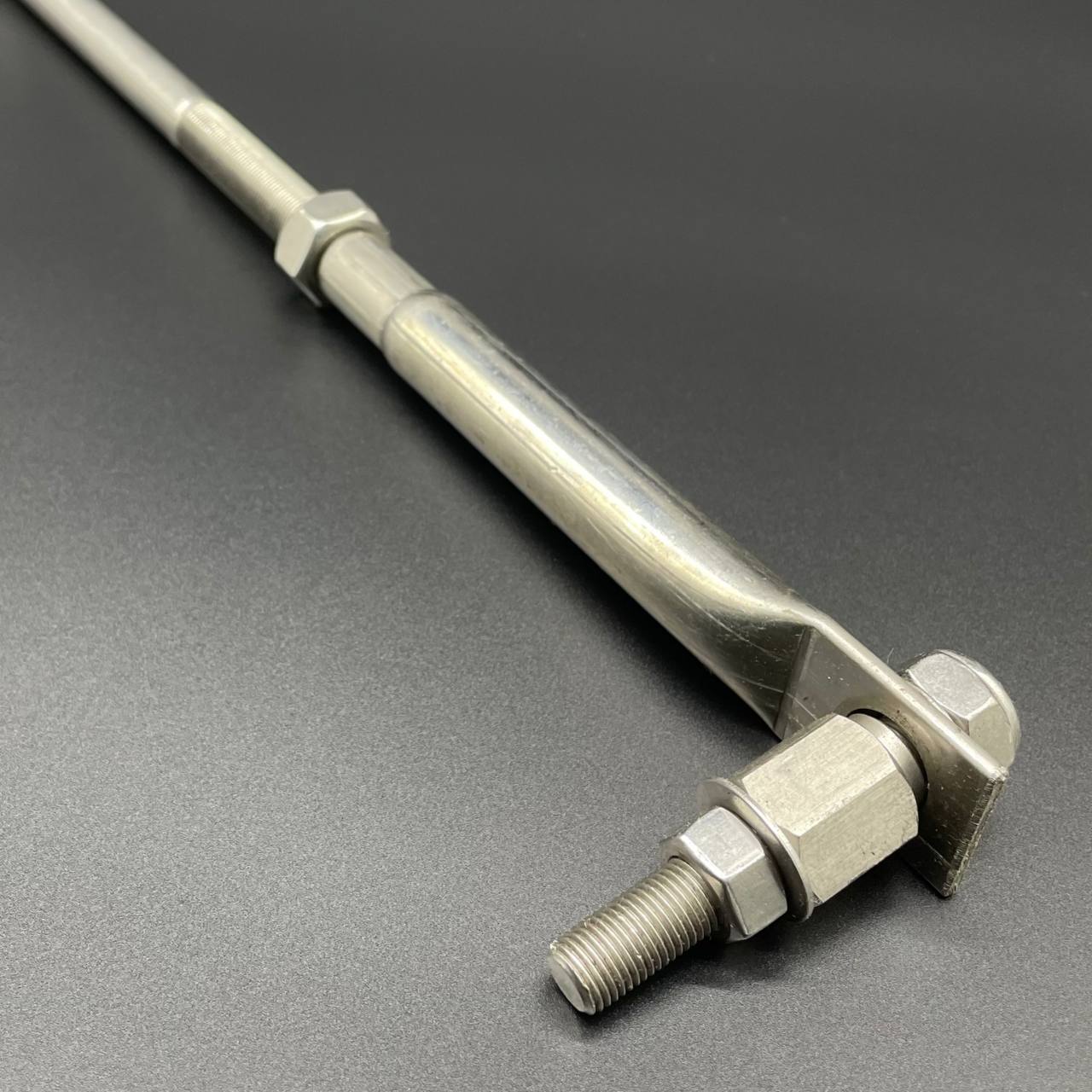 photo5341597092155601101