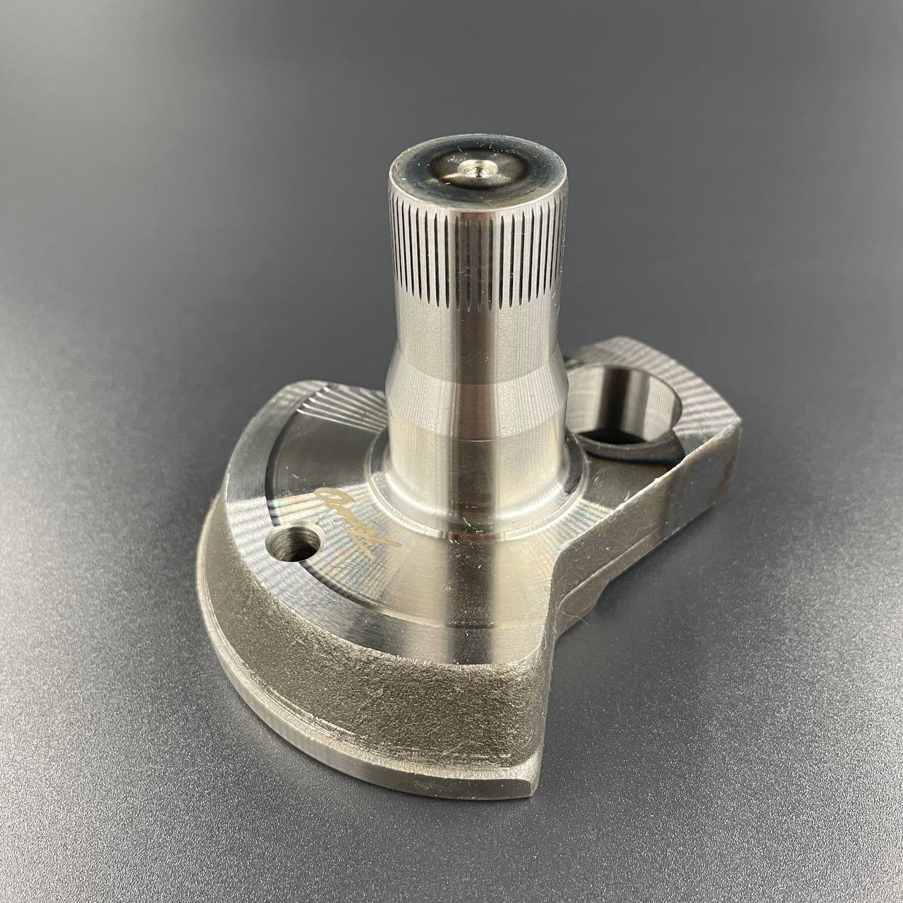 photo_5291800854778750770_y