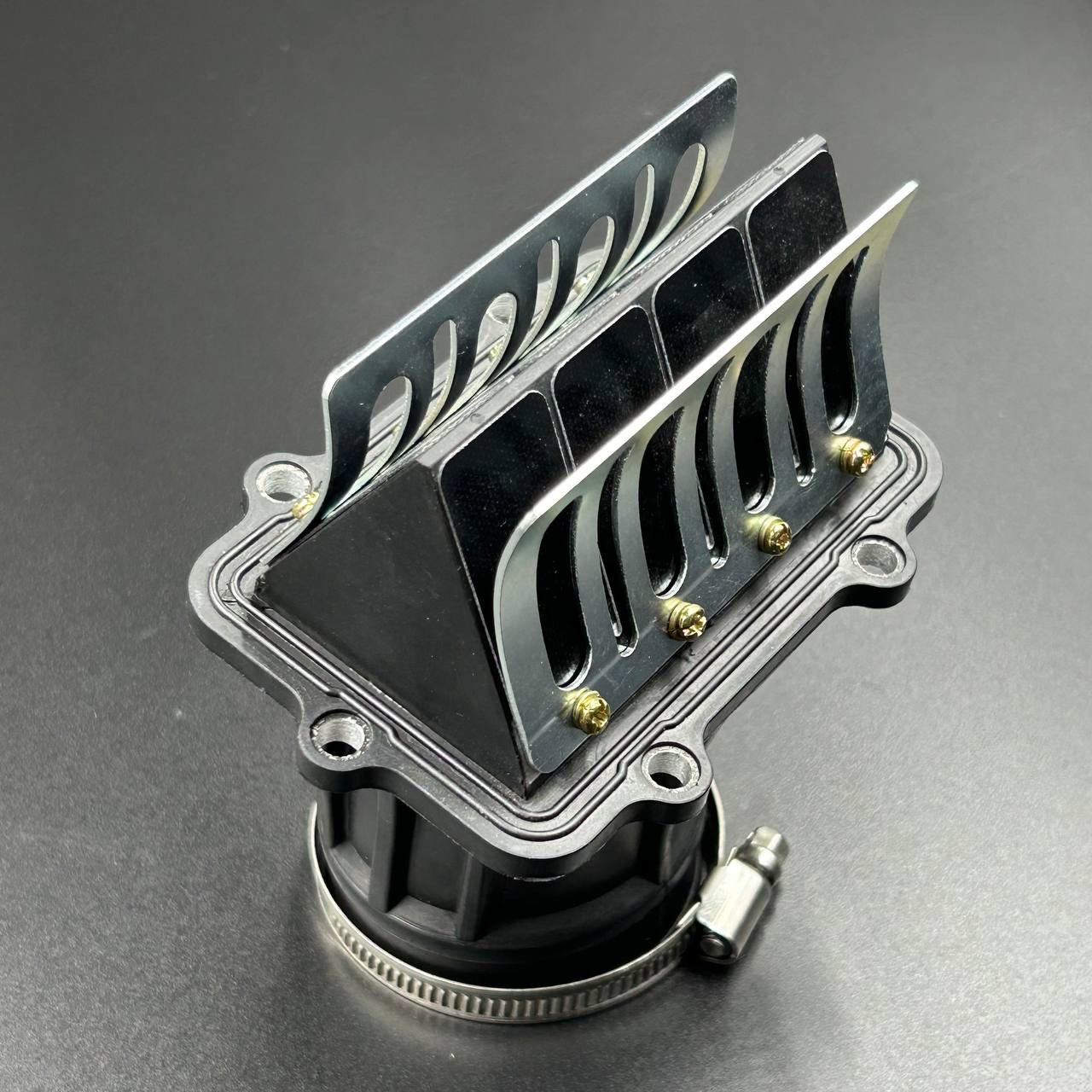 B2FB7084-020E-43B1-86B4-8FC6F3BF80EE