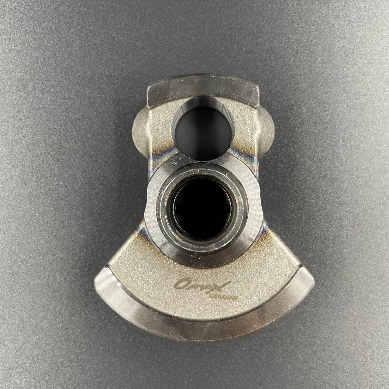 photo_5291800854778750702_y