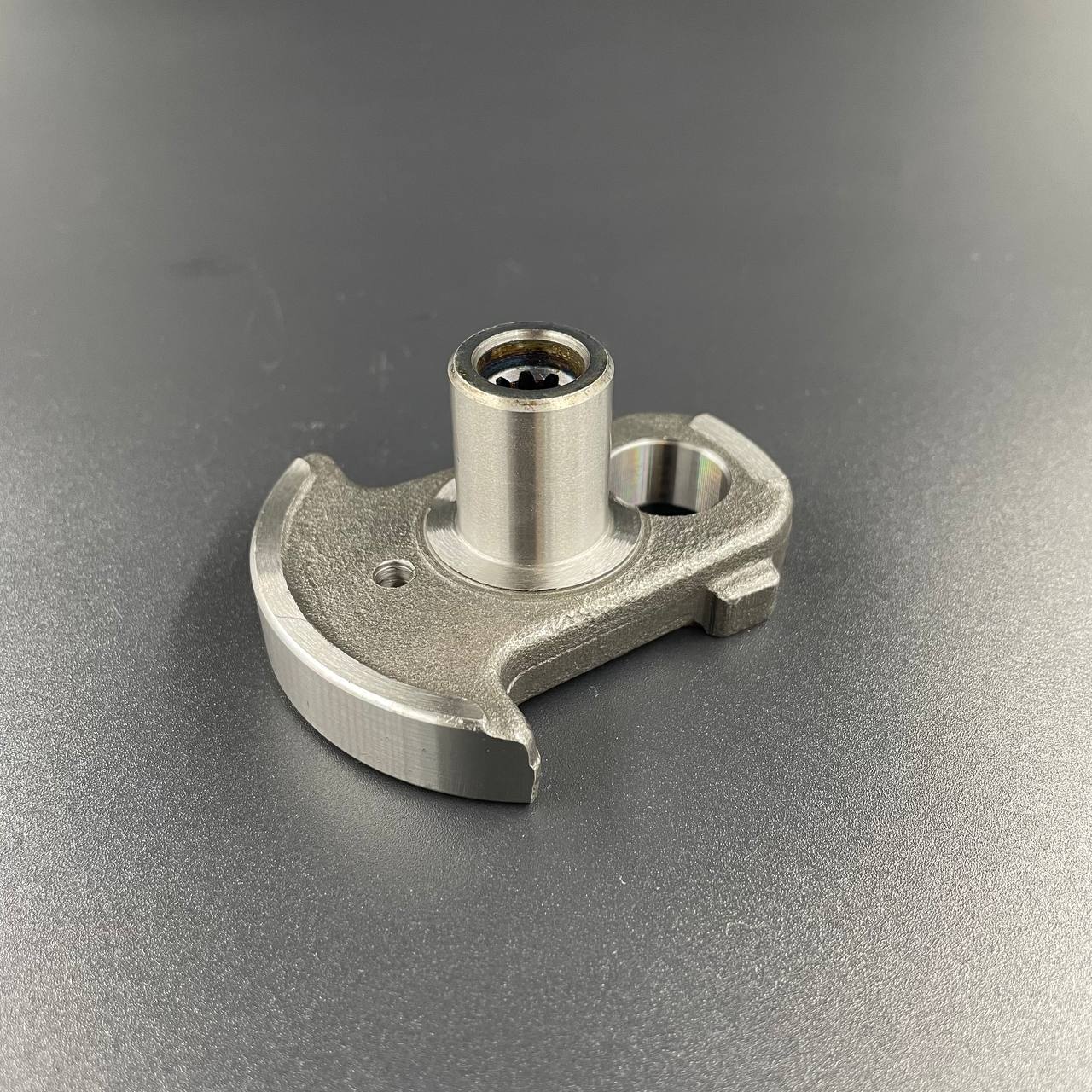 photo_5291800854778750601_y